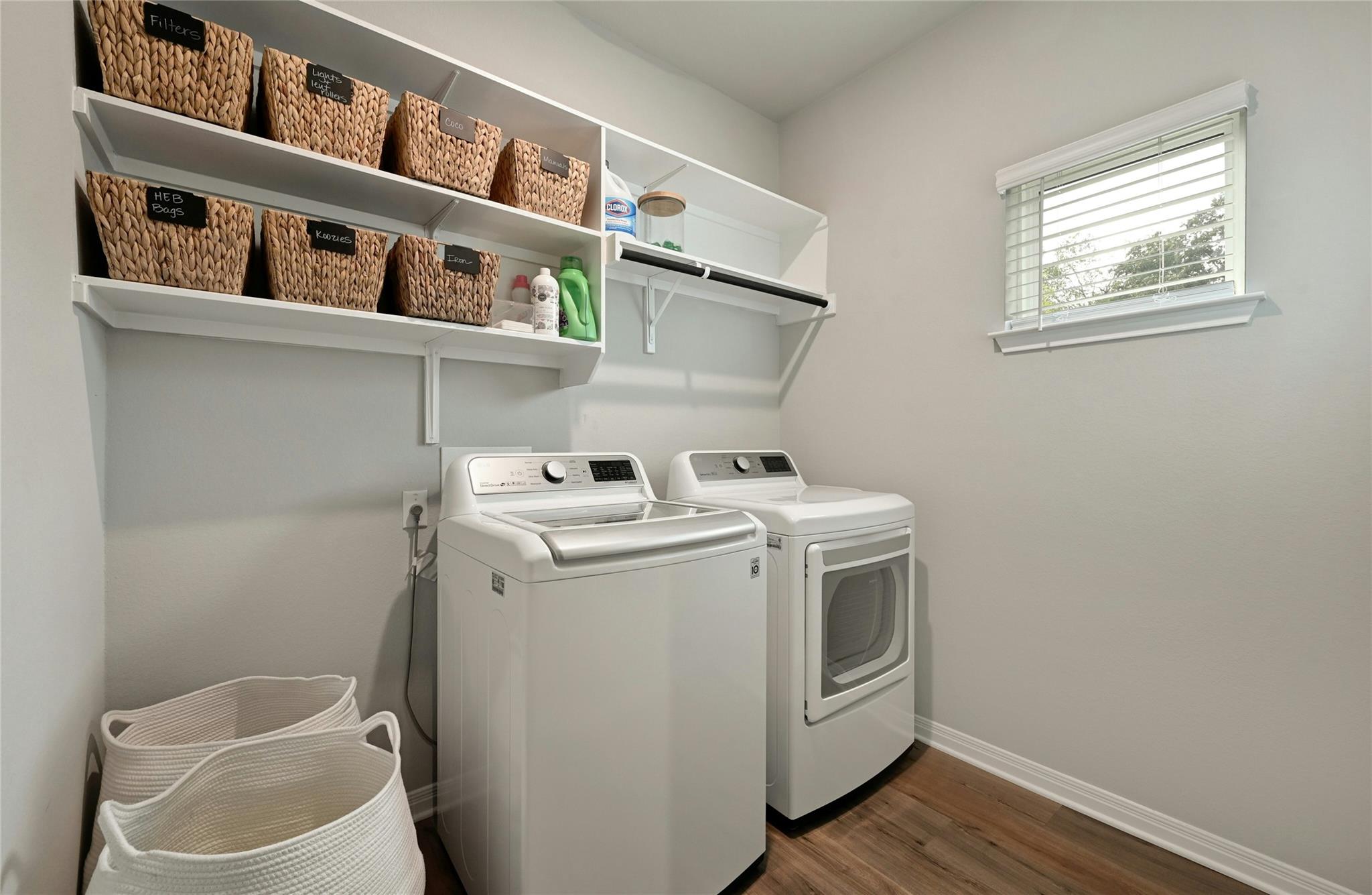 911 Bright Gemstone Way, Austin, TX 78748