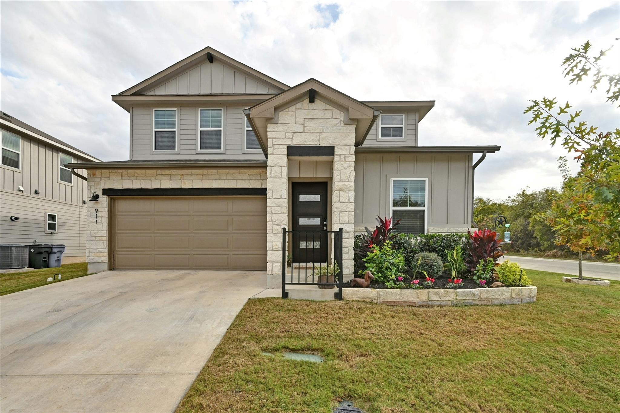 911 Bright Gemstone Way, Austin, TX 78748