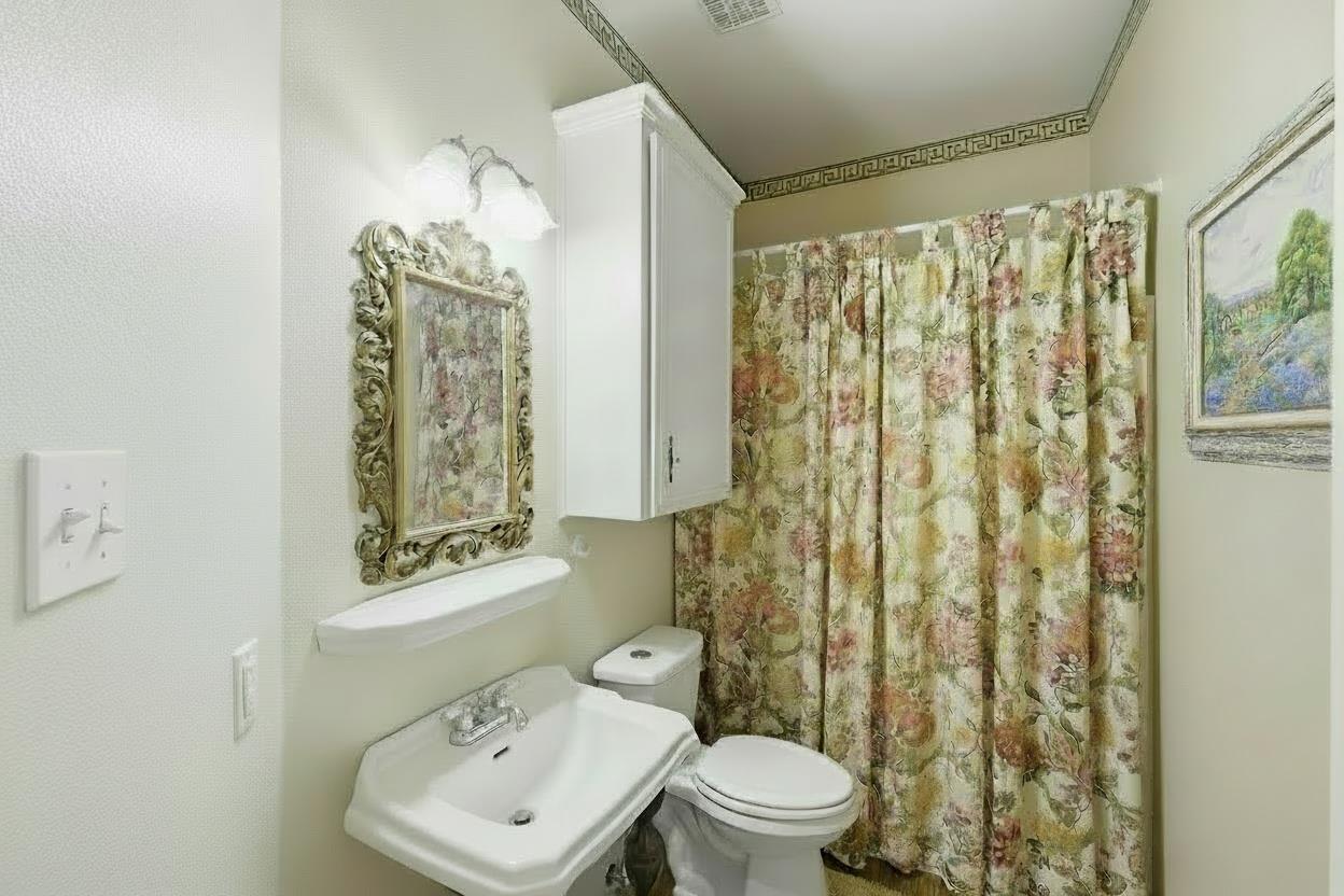 317 Home Place Ln, Salado, TX 76571