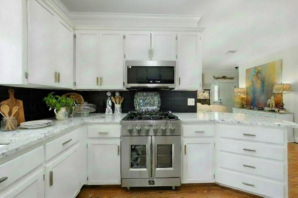 317 Home Place Ln, Salado, TX 76571