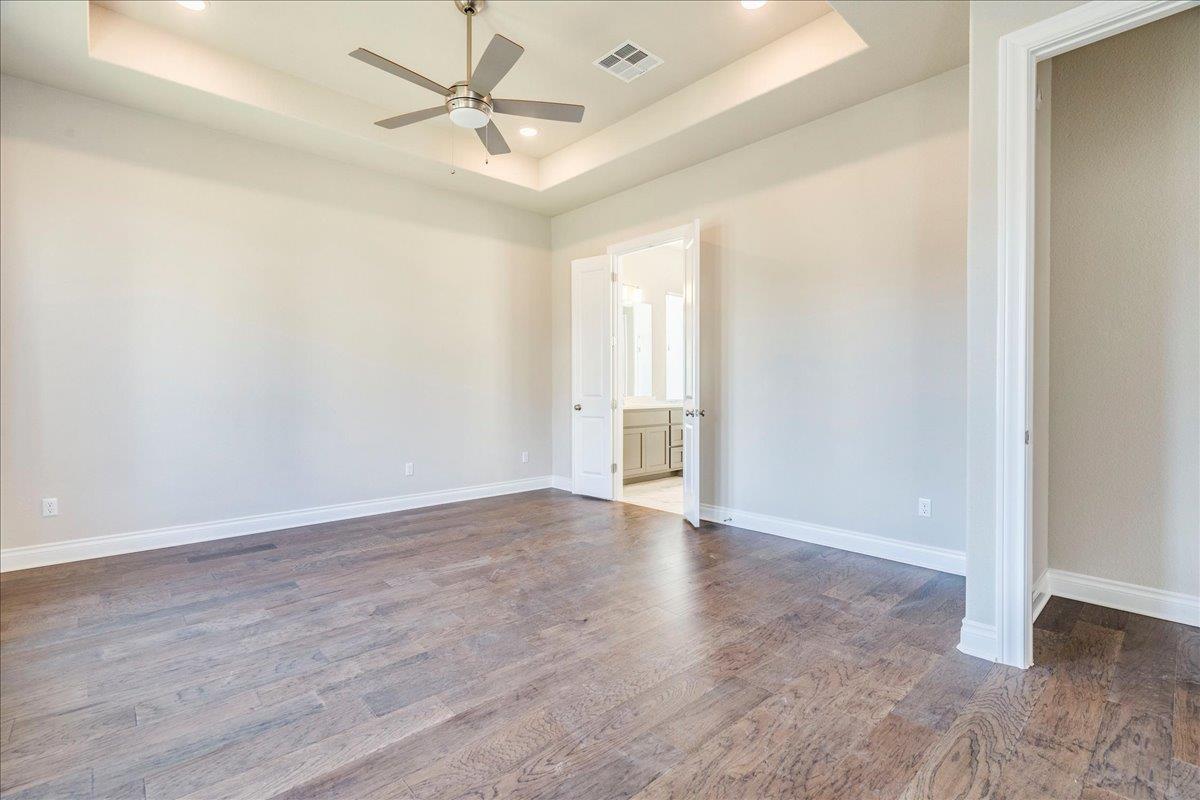 1533 Jay Wolf Dr, Georgetown, TX 78628