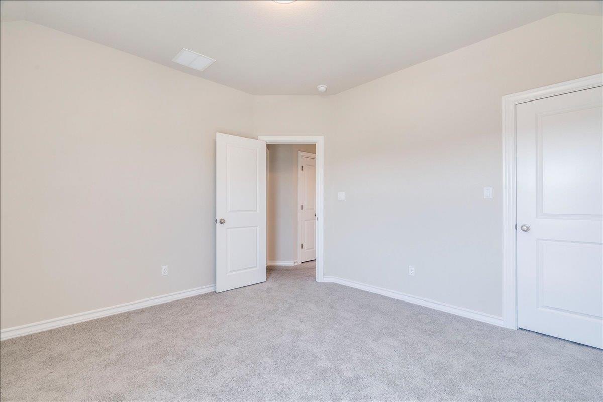 1533 Jay Wolf Dr, Georgetown, TX 78628