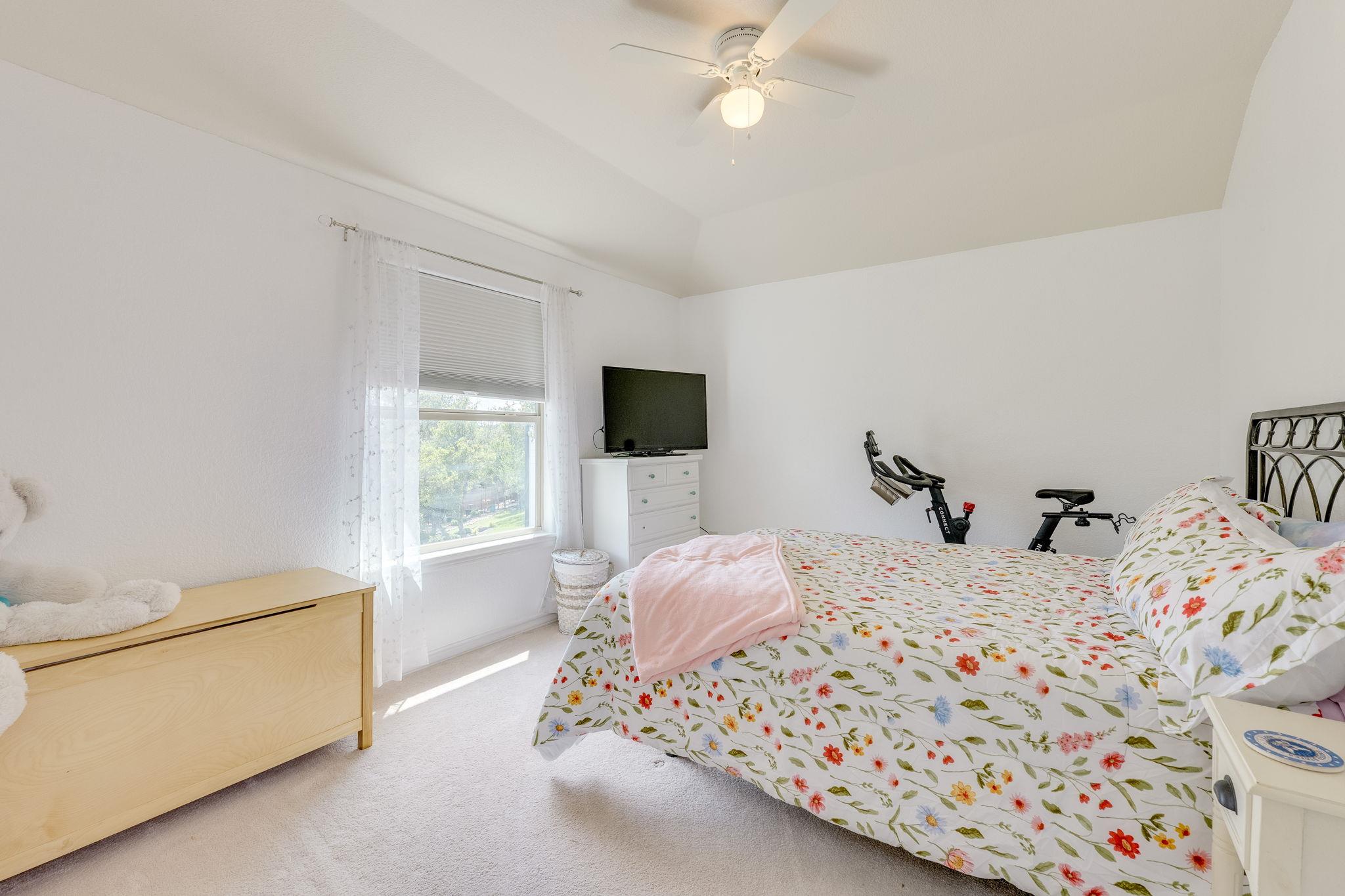 17517 Panorama Dr, Dripping Springs, TX 78620