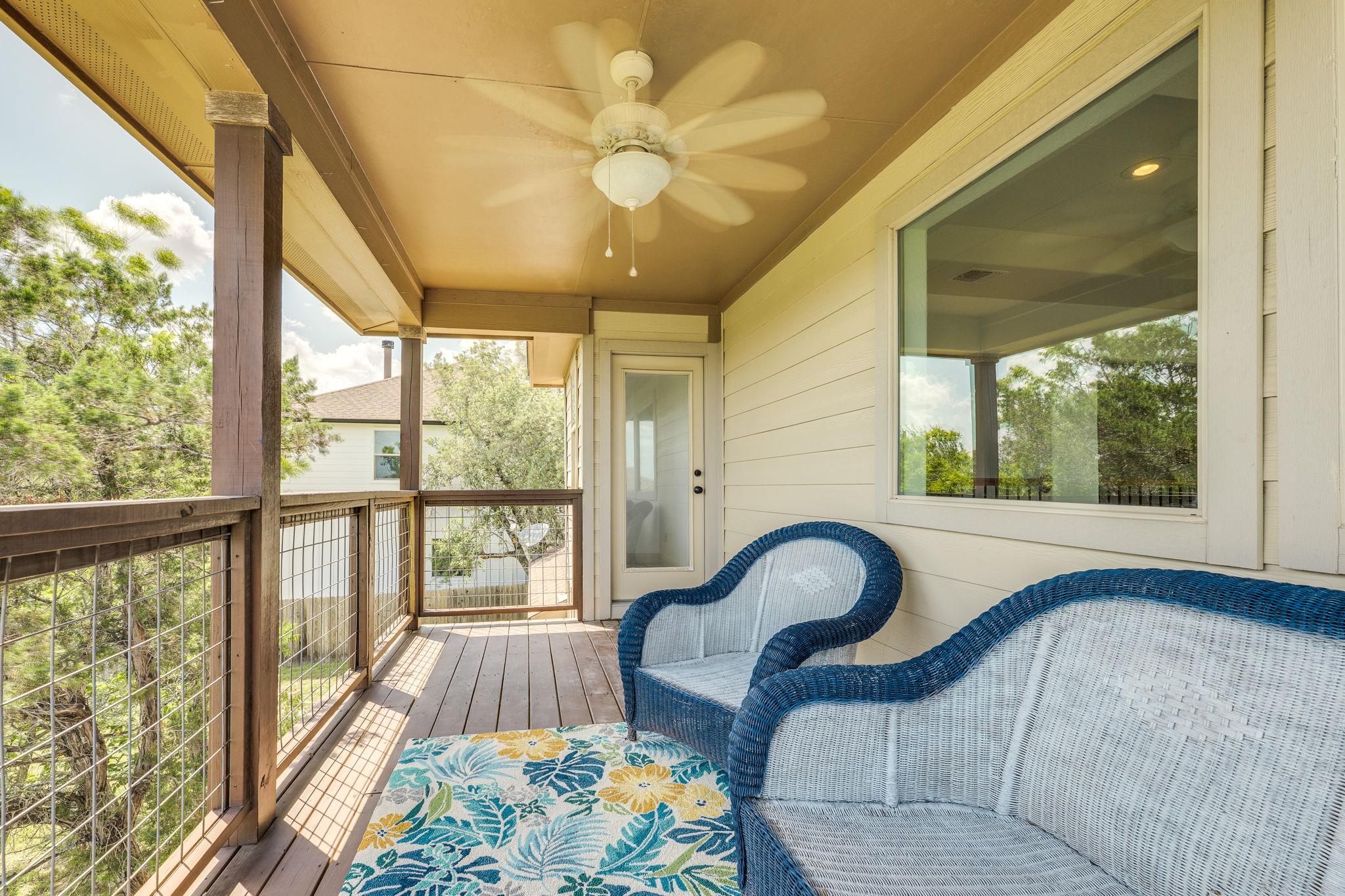 17517 Panorama Dr, Dripping Springs, TX 78620