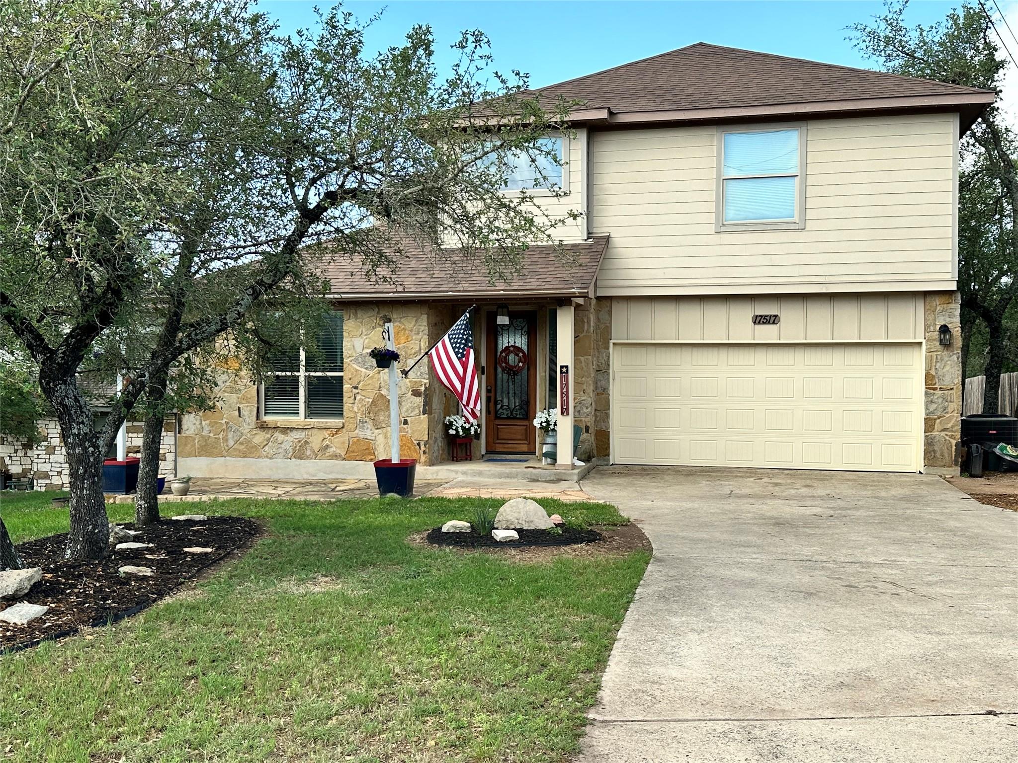 17517 Panorama Dr, Dripping Springs, TX 78620