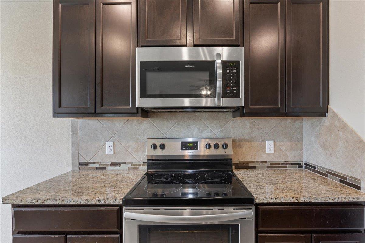 829 Ibis Falls Loop, Jarrell, TX 76537