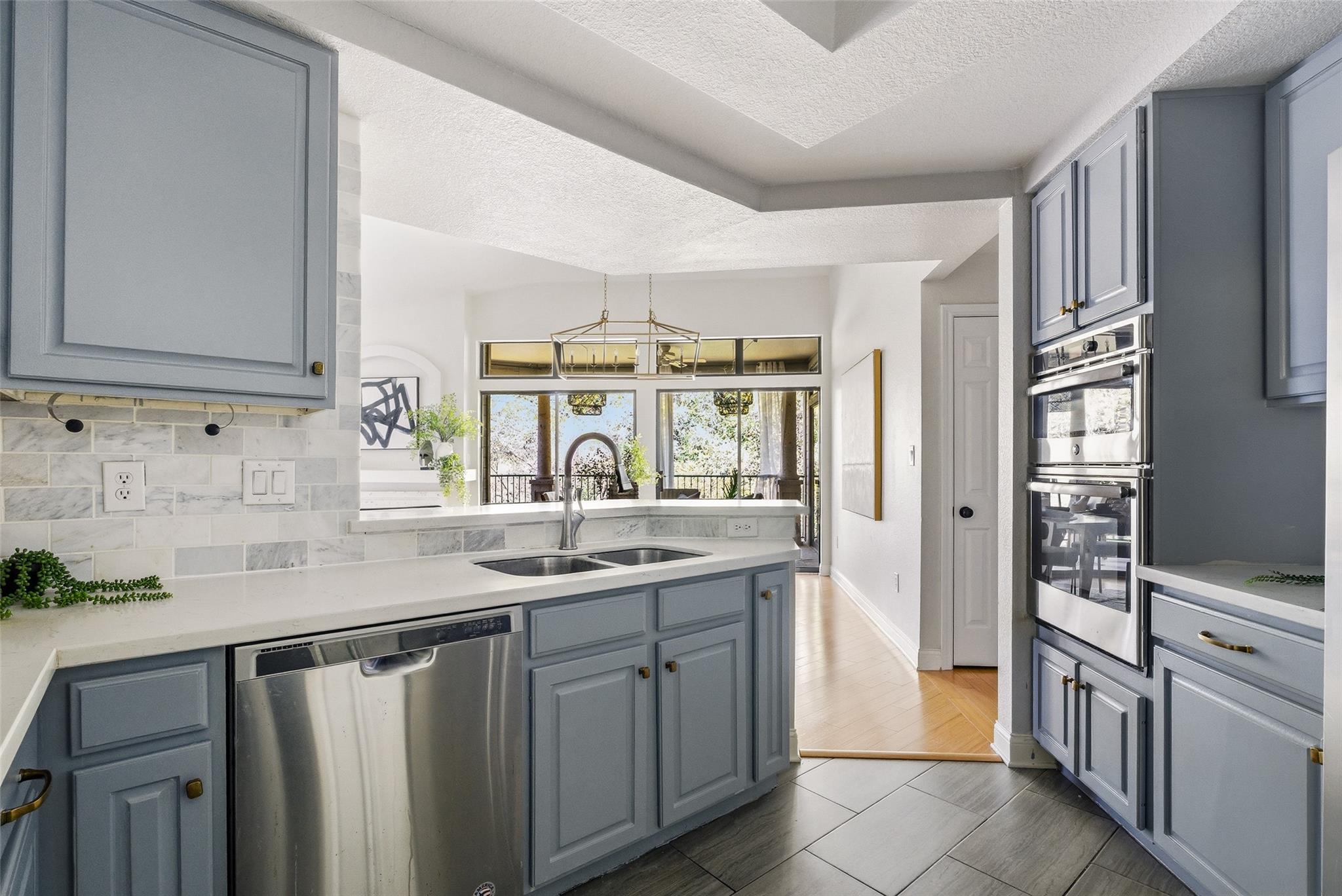 1000 Liberty Park Dr # 204, Austin, TX 78746