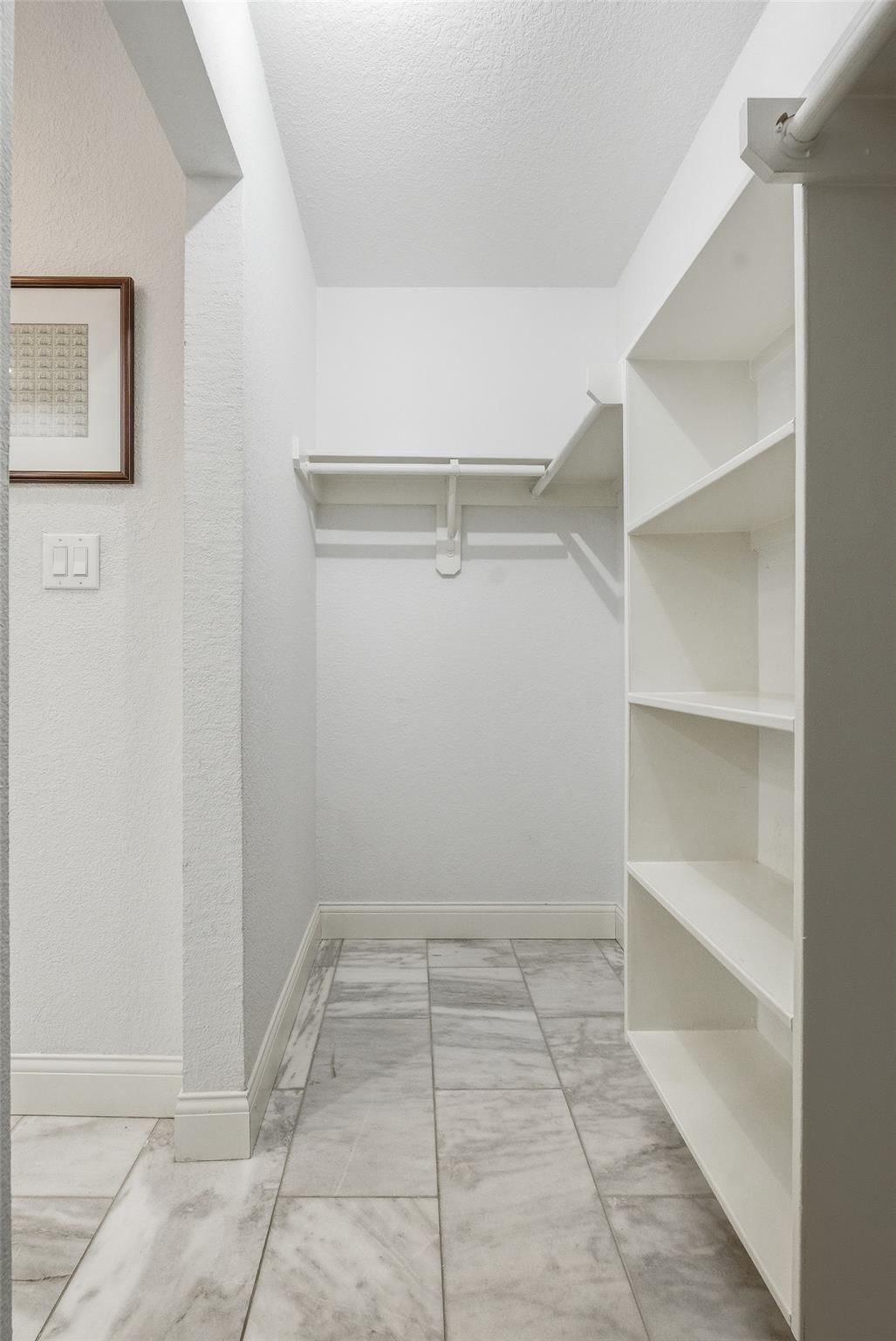 1000 Liberty Park Dr # 204, Austin, TX 78746