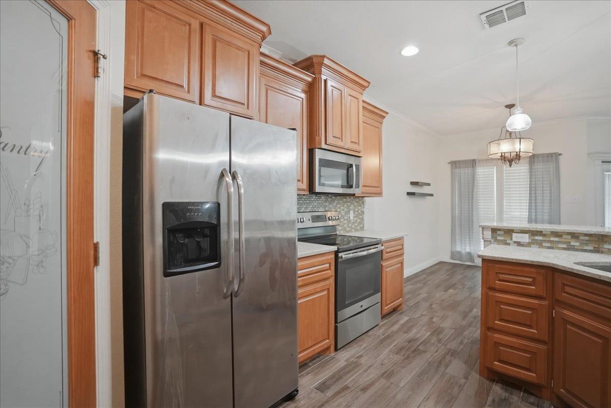 7166 Lake Placid Dr, Corpus Christi, TX 78414