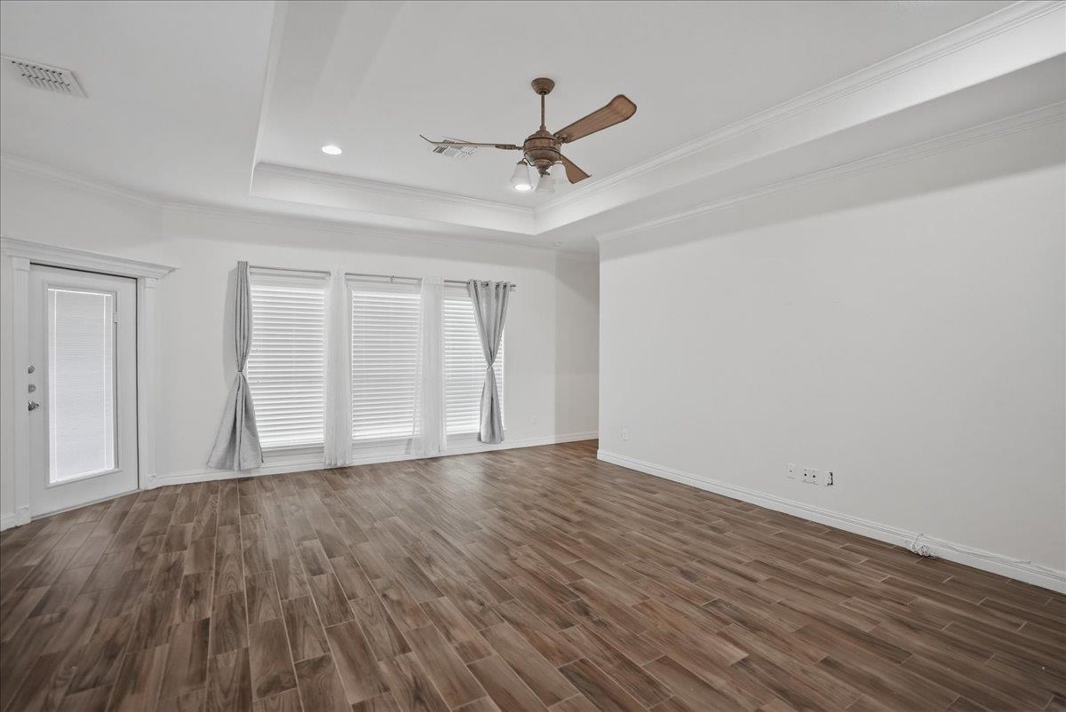 7166 Lake Placid Dr, Corpus Christi, TX 78414