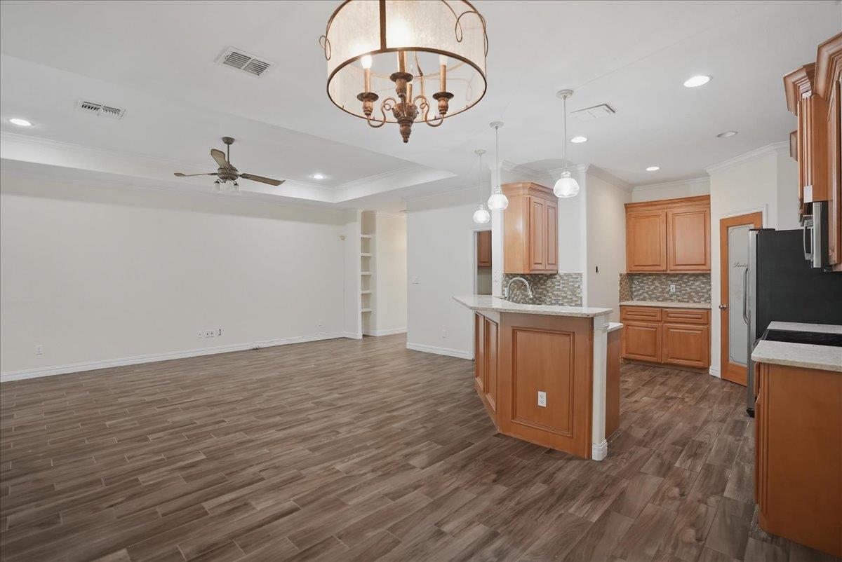 7166 Lake Placid Dr, Corpus Christi, TX 78414