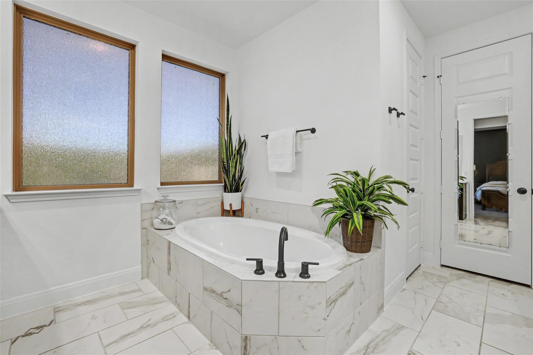 1216 Summer Moon Dr, Georgetown, TX 78628