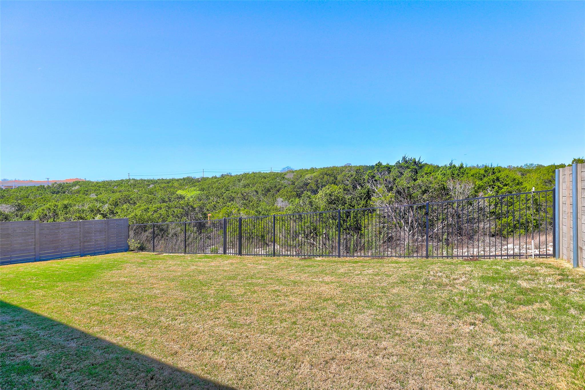 1216 Summer Moon Dr, Georgetown, TX 78628