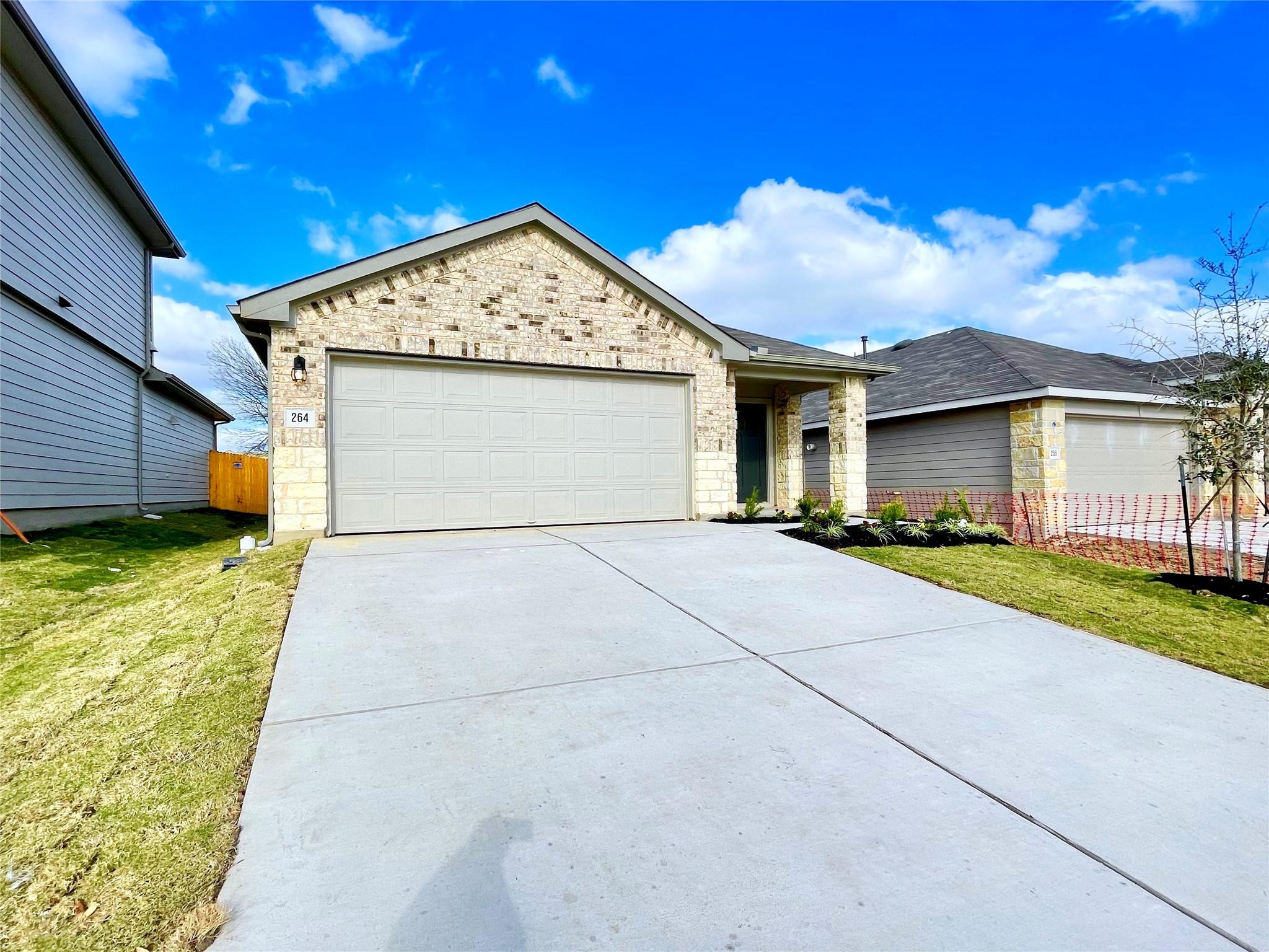 264 Texas Palmetto Cir, Kyle, TX 78640
