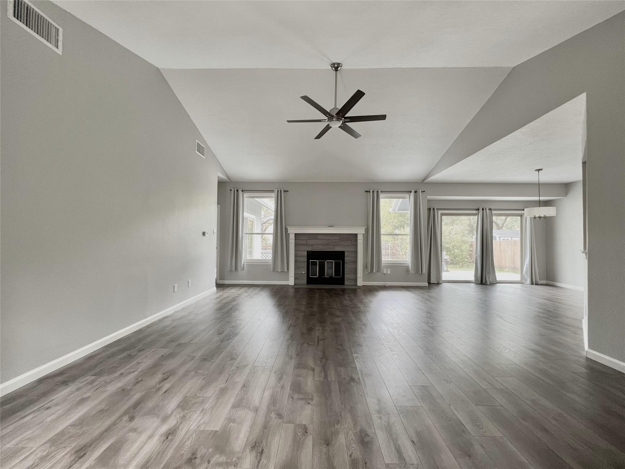 11917 Meadowfire Dr, Austin, TX 78758