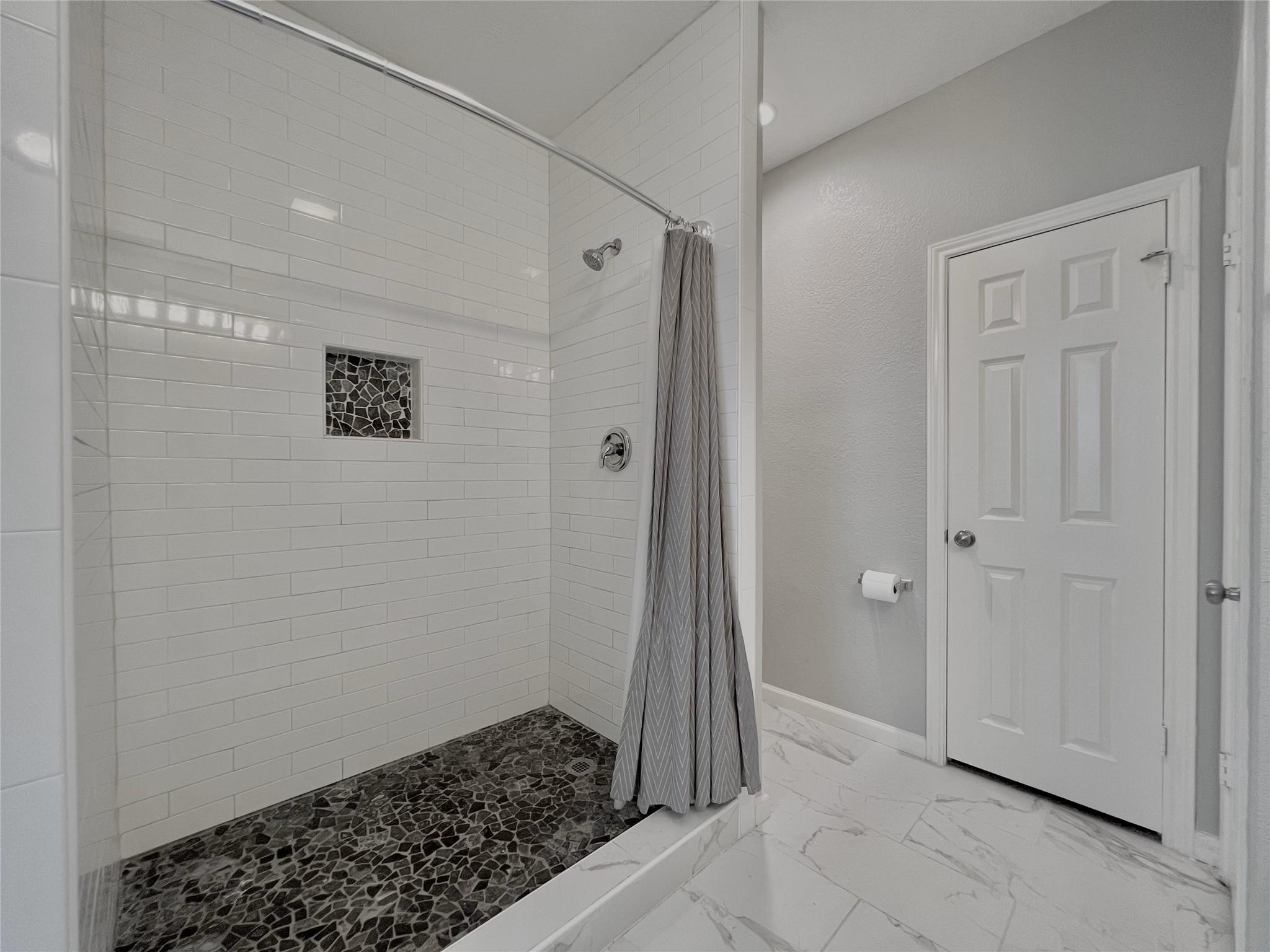 11917 Meadowfire Dr, Austin, TX 78758