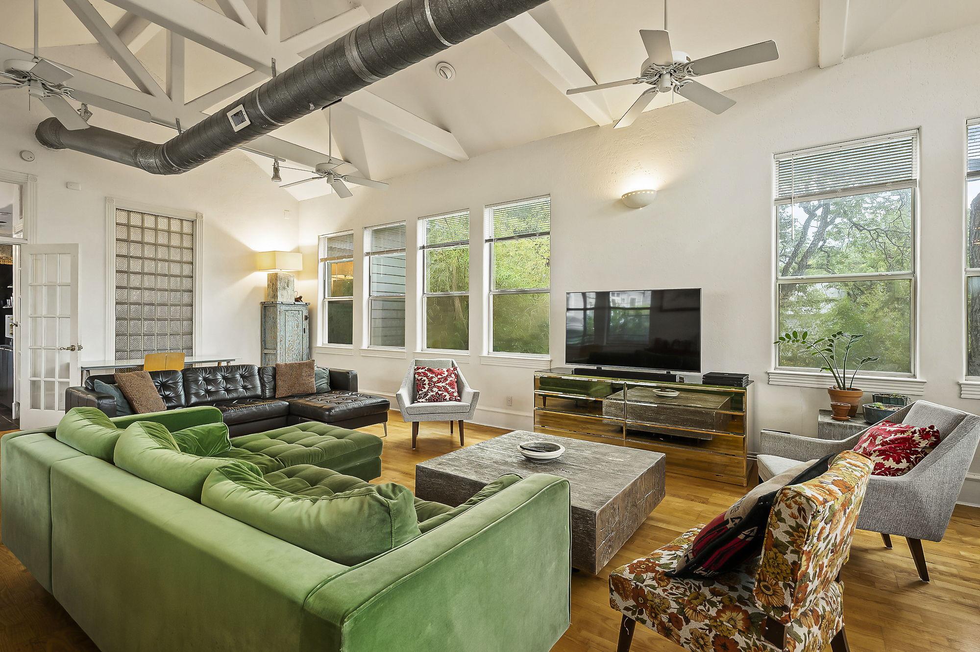 1007 E 8th St, Austin, TX 78702