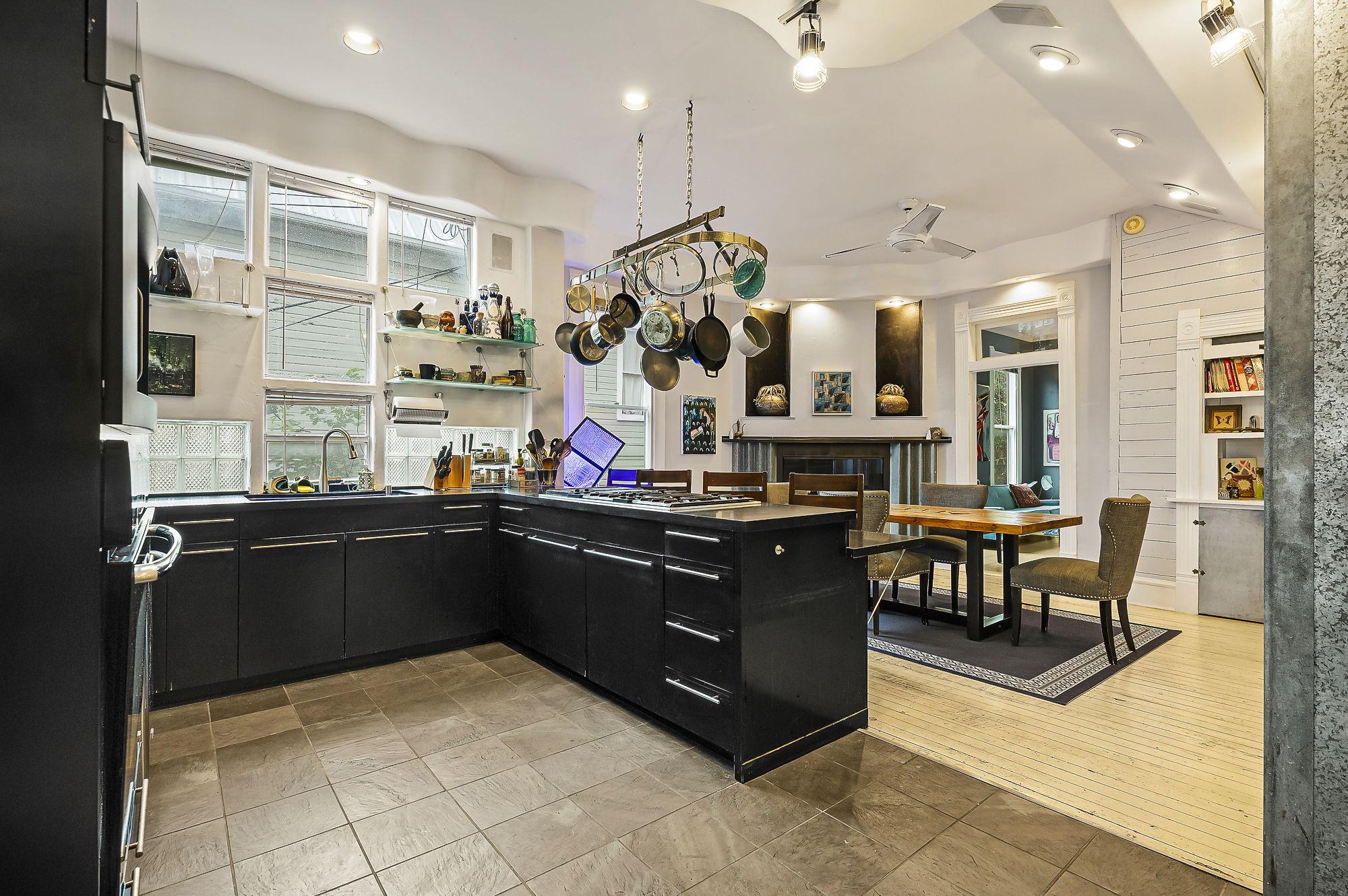 1007 E 8th St, Austin, TX 78702