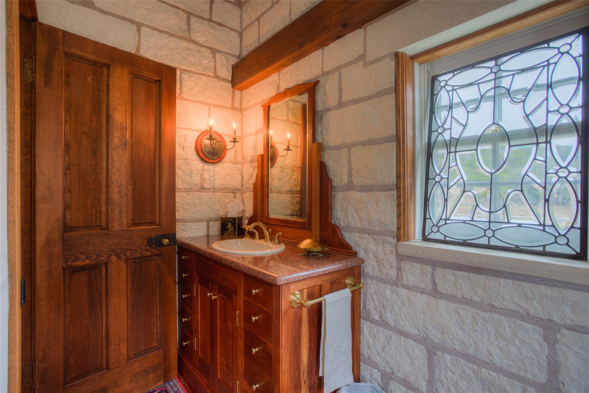 3777 Middle Creek Rd, Blanco, TX 78606