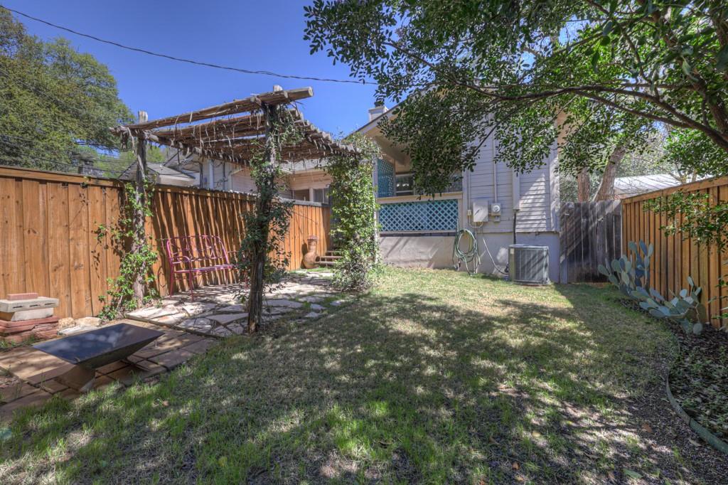 307 Quarry St, San Marcos, TX 78666