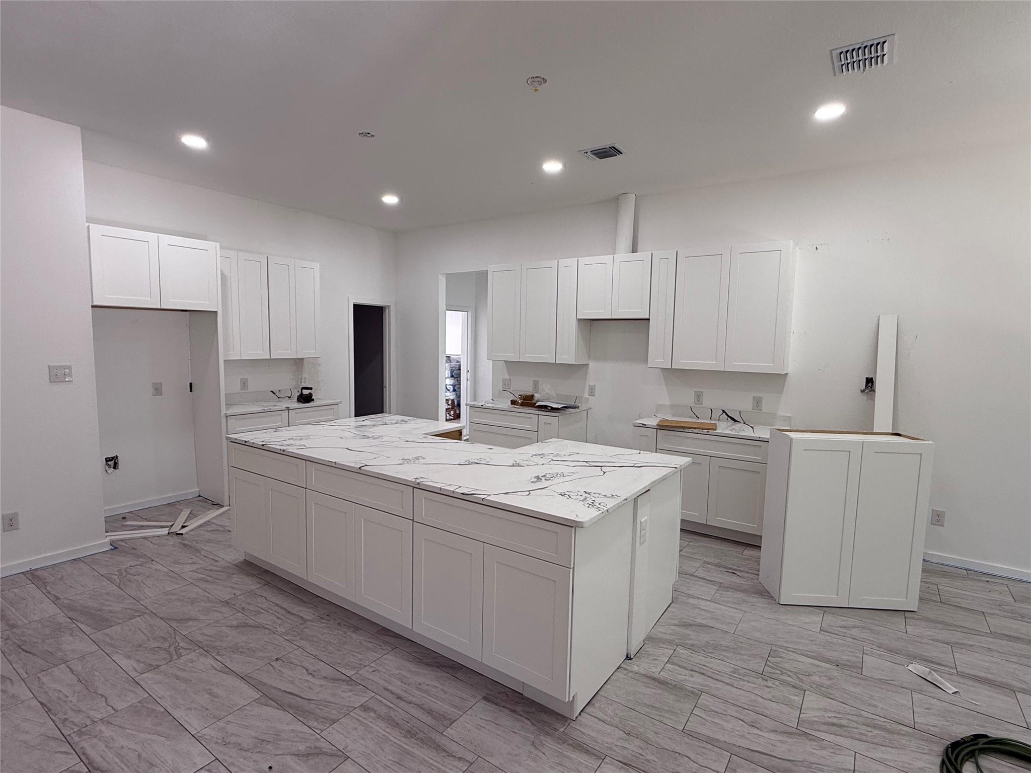 116 Crazy Cross Rd, Wimberley, TX 78676