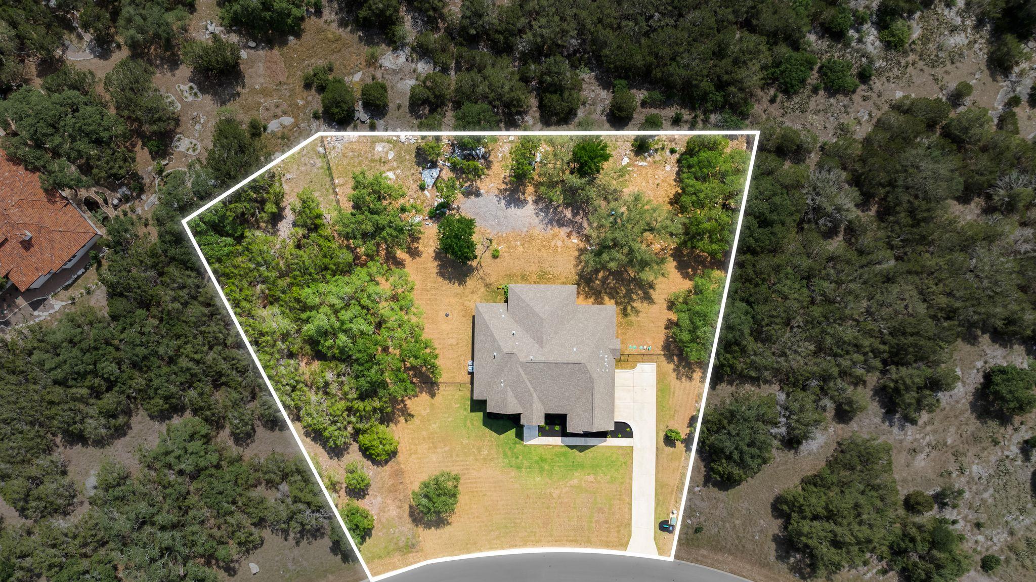 204 Love Creek Ct, Spicewood, TX 78669