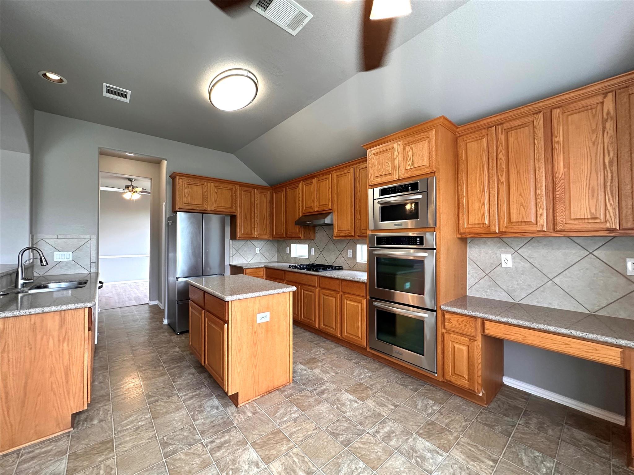 2609 Pumpkin Ridge Ct, Pflugerville, TX 78660