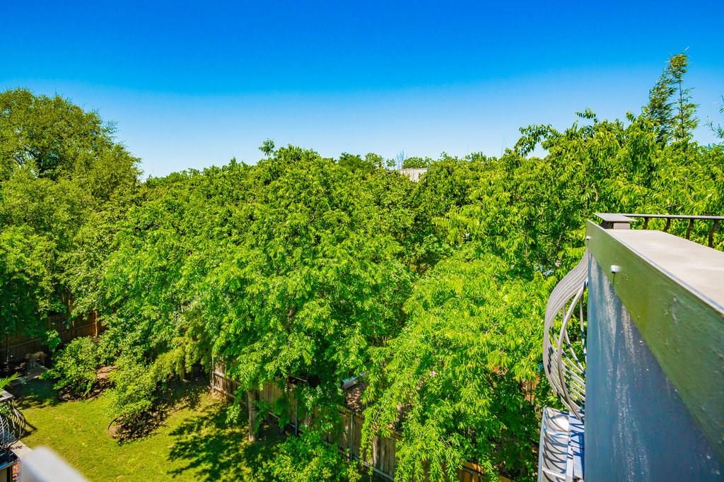 206 E Live Oak St # F, Austin, TX 78704