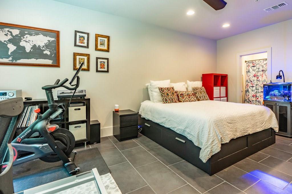 206 E Live Oak St # F, Austin, TX 78704