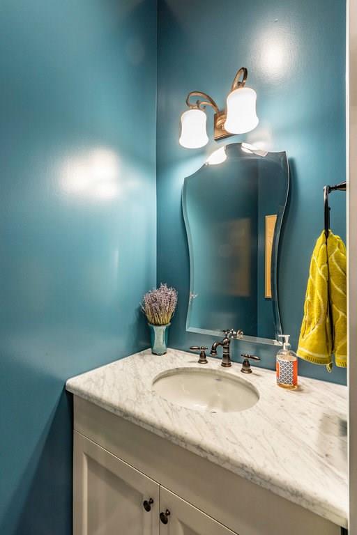 206 E Live Oak St # F, Austin, TX 78704