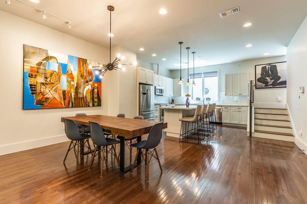 206 E Live Oak St # F, Austin, TX 78704