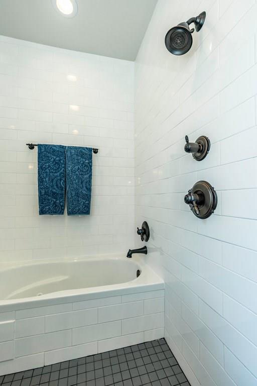 206 E Live Oak St # F, Austin, TX 78704