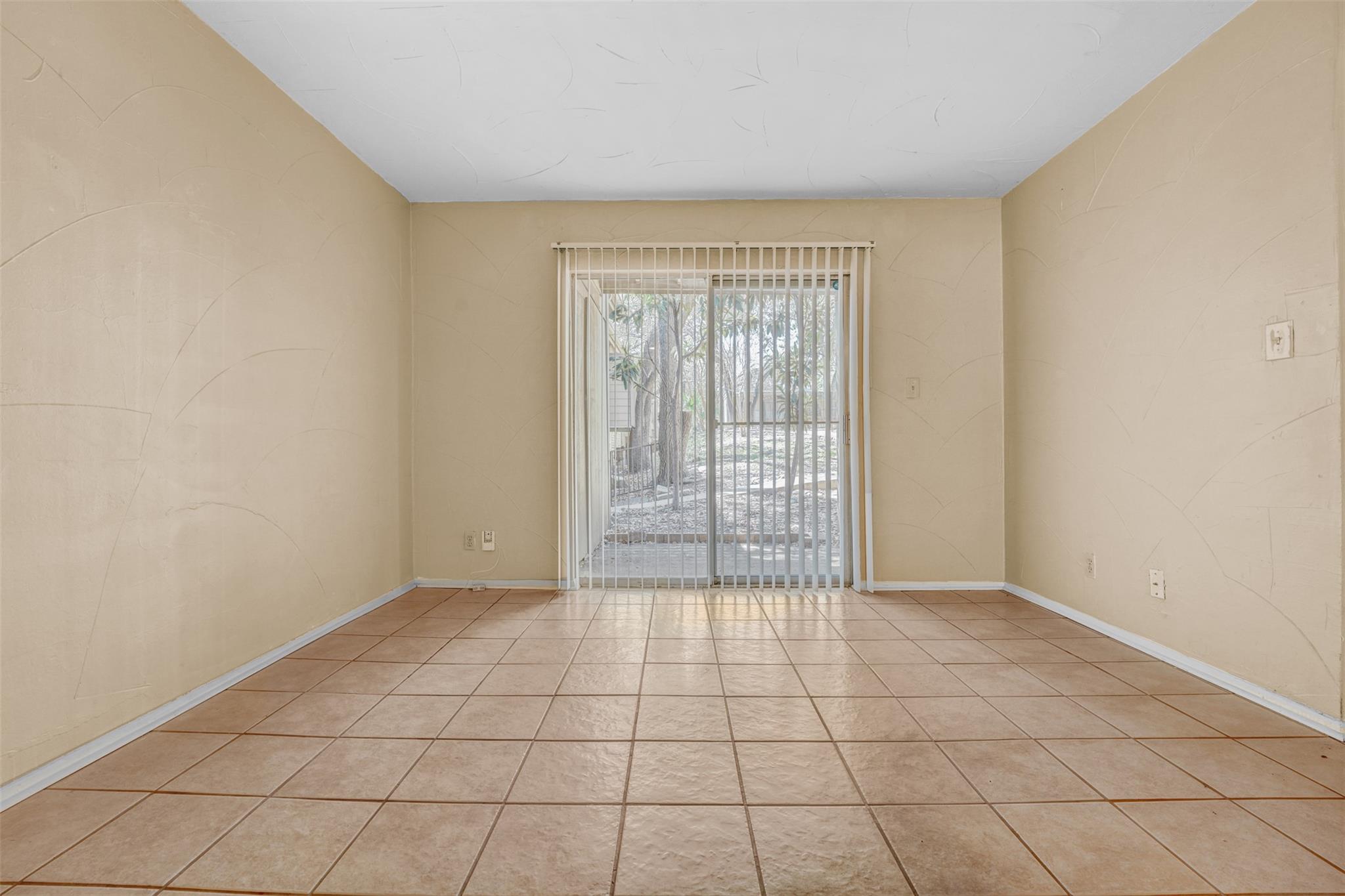 3018 S 1st St # 110, Austin, TX 78704