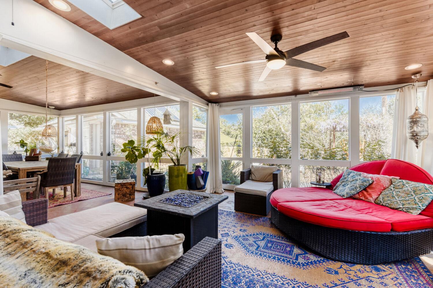 6925 Robert Dixon Dr, Austin, TX 78749