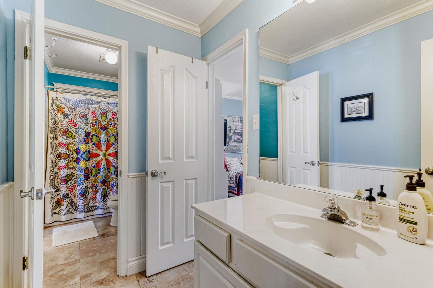 6925 Robert Dixon Dr, Austin, TX 78749