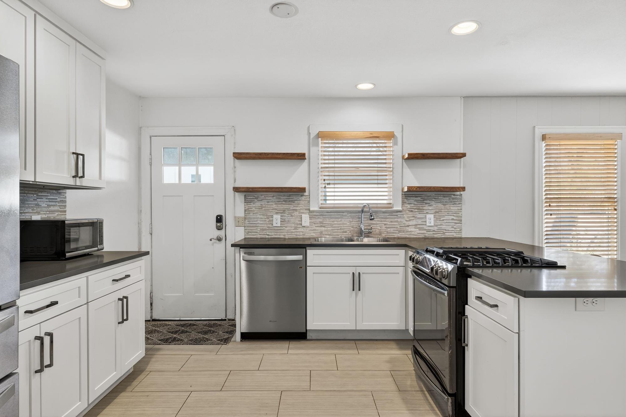 609 Fletcher St, Austin, TX 78704