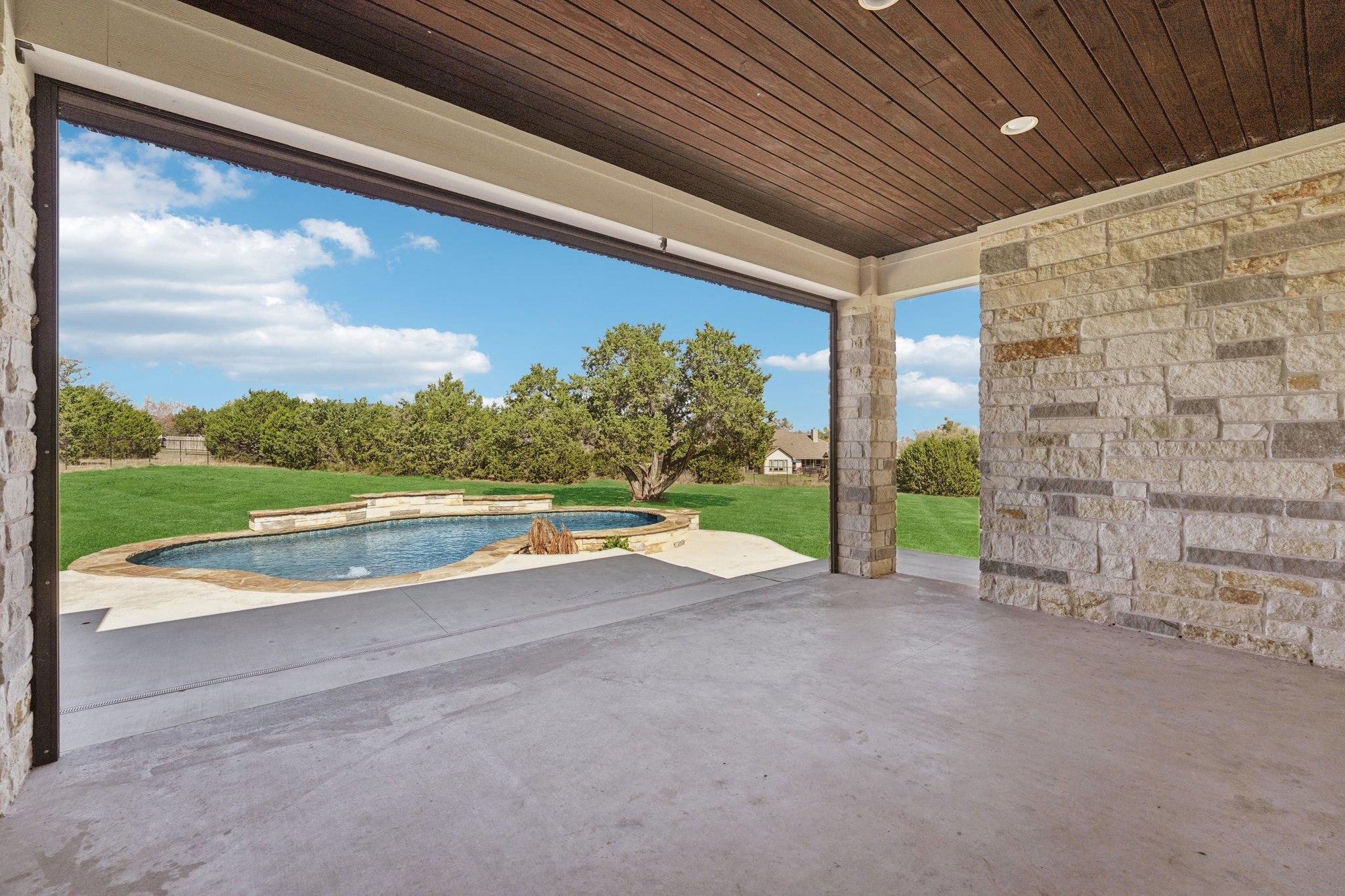 124 Sunrise Cir, Liberty Hill, TX 78642