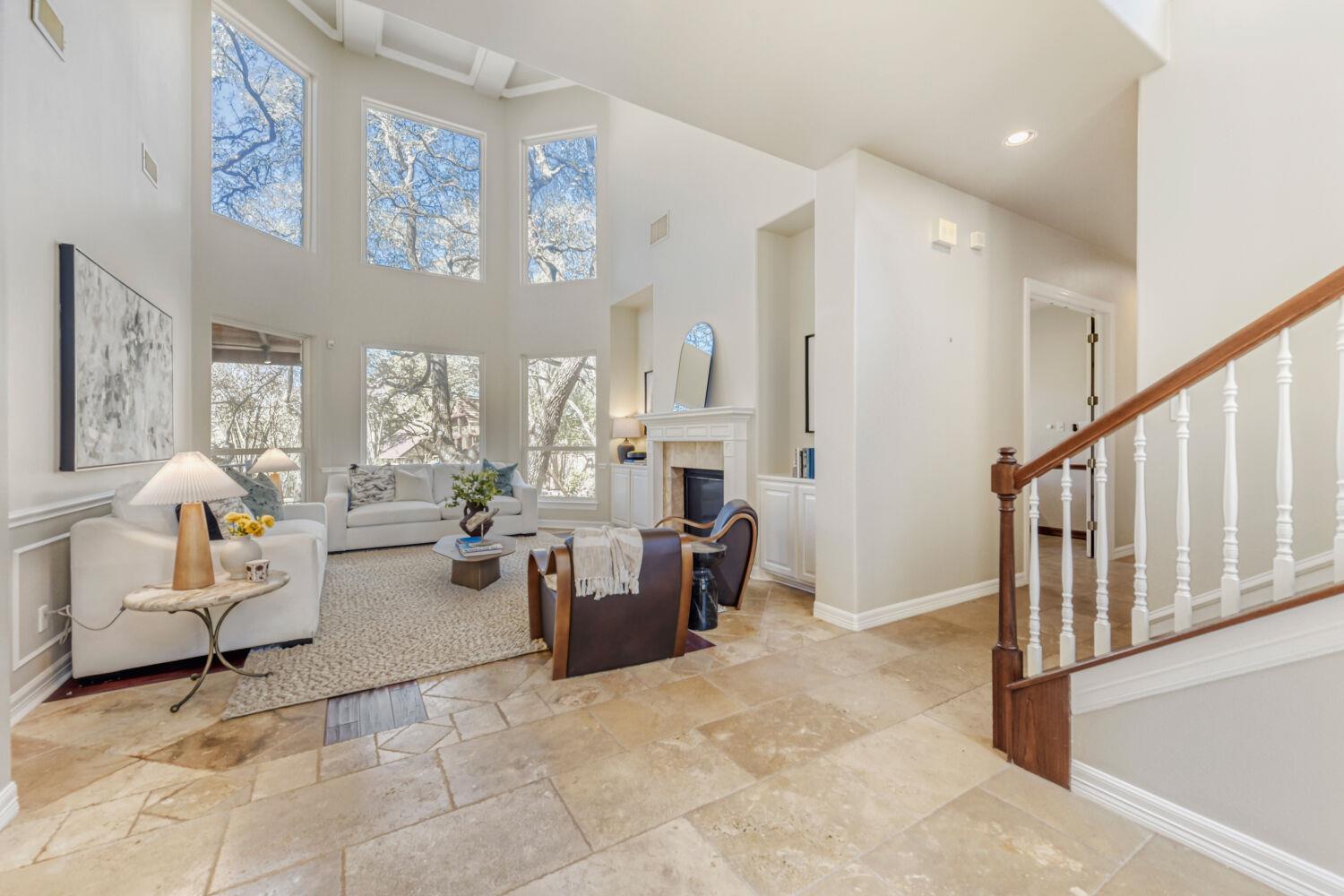 3704 Kenora Ct, Austin, TX 78738