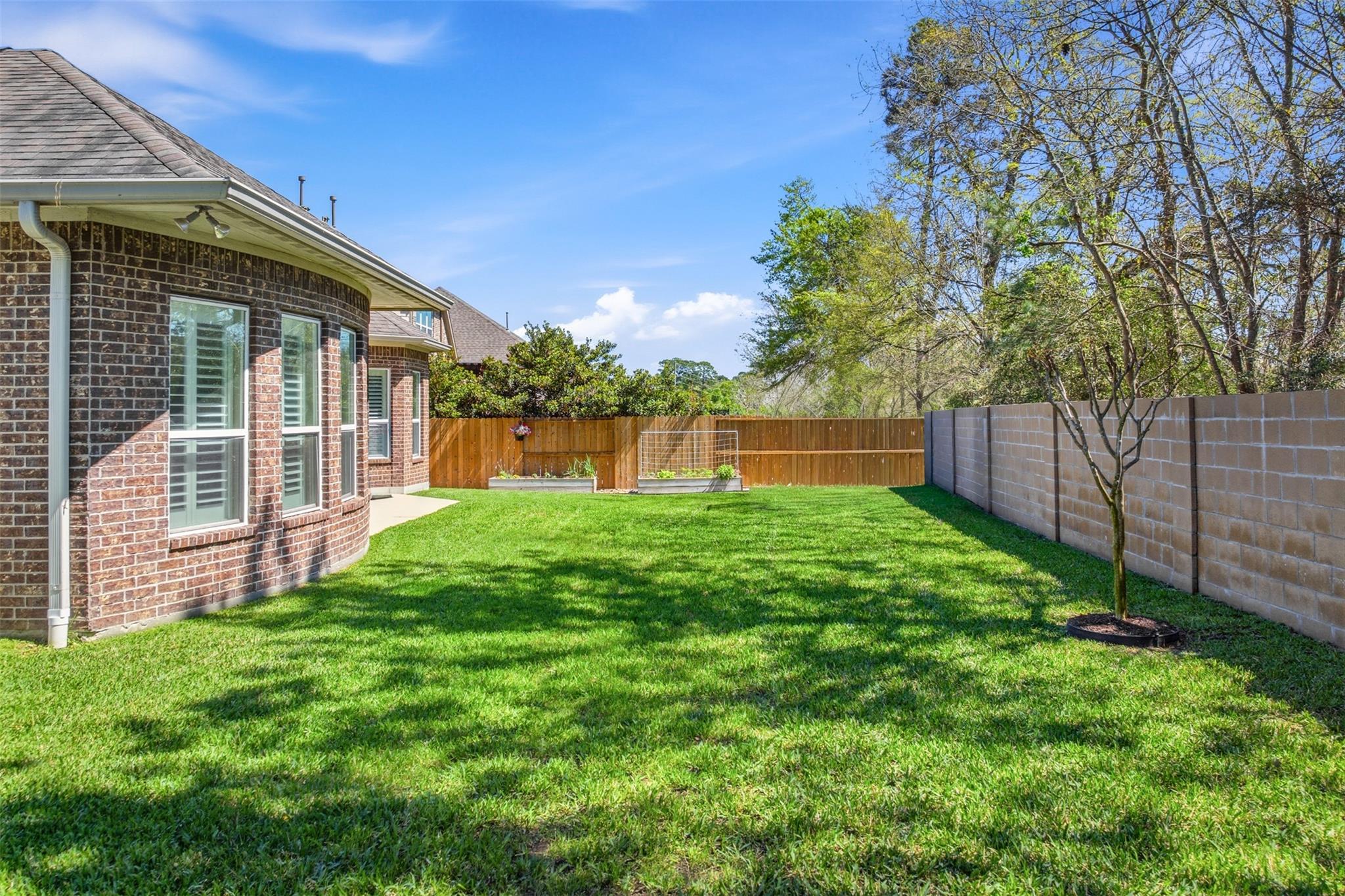 2427 Anderson Point Ln, Spring, TX 77388