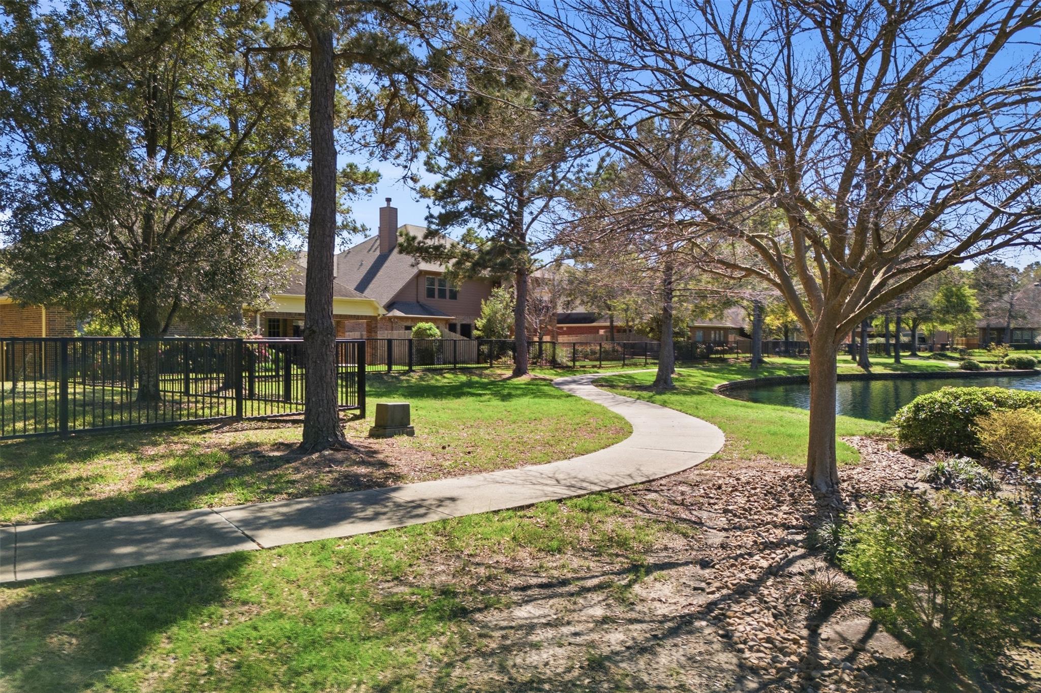 2427 Anderson Point Ln, Spring, TX 77388