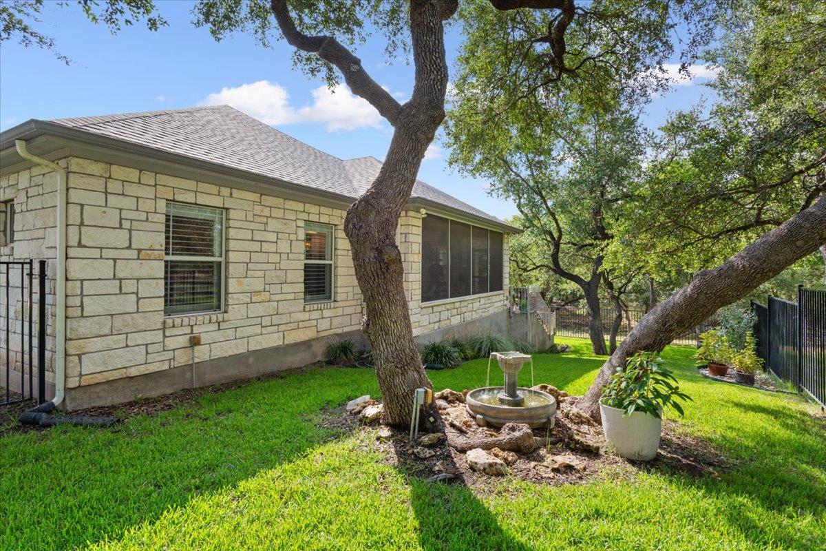 116 Hacienda Heights Cv, Georgetown, TX 78633