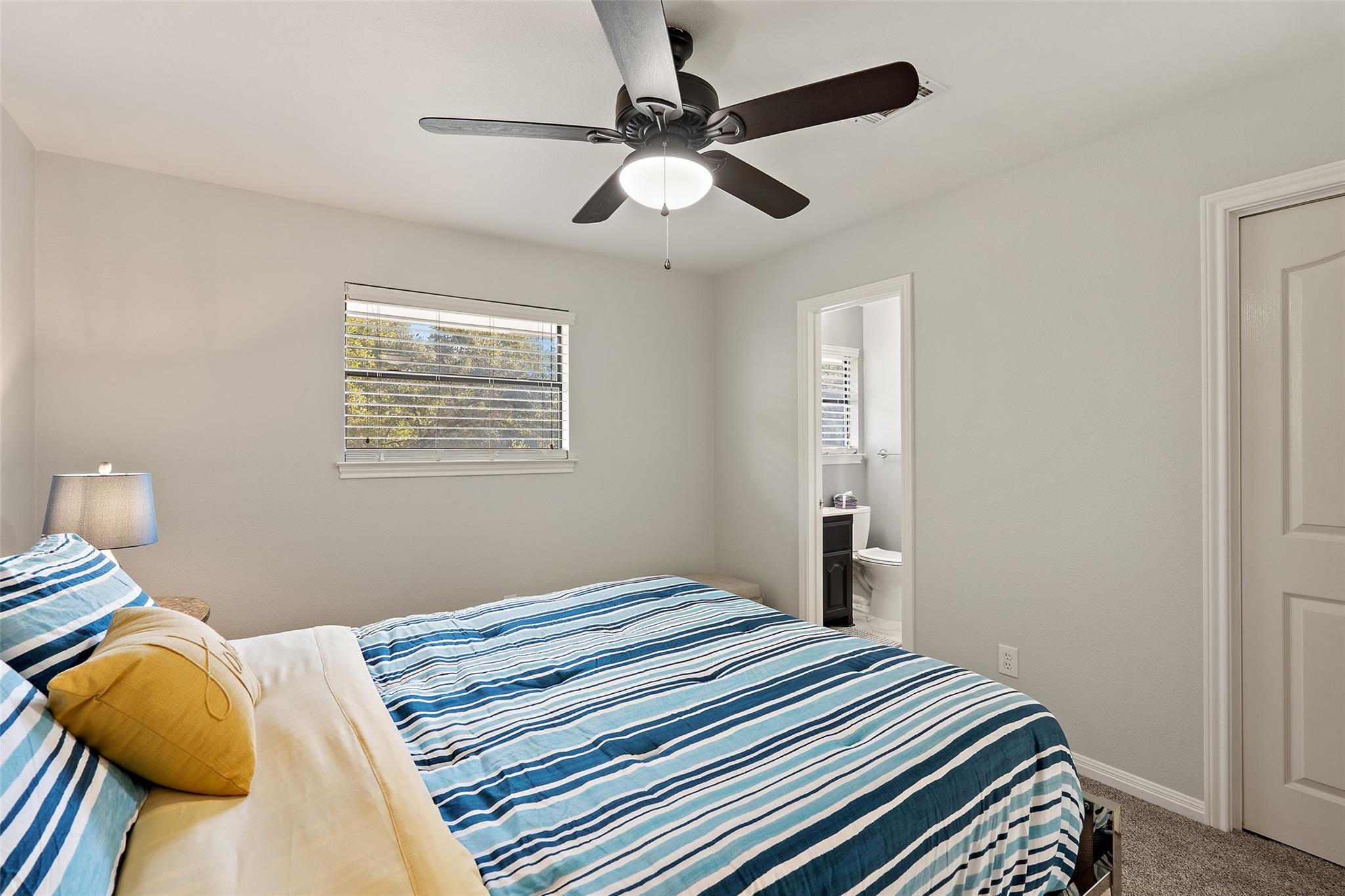 414 Gregg Dr, Spicewood, TX 78669