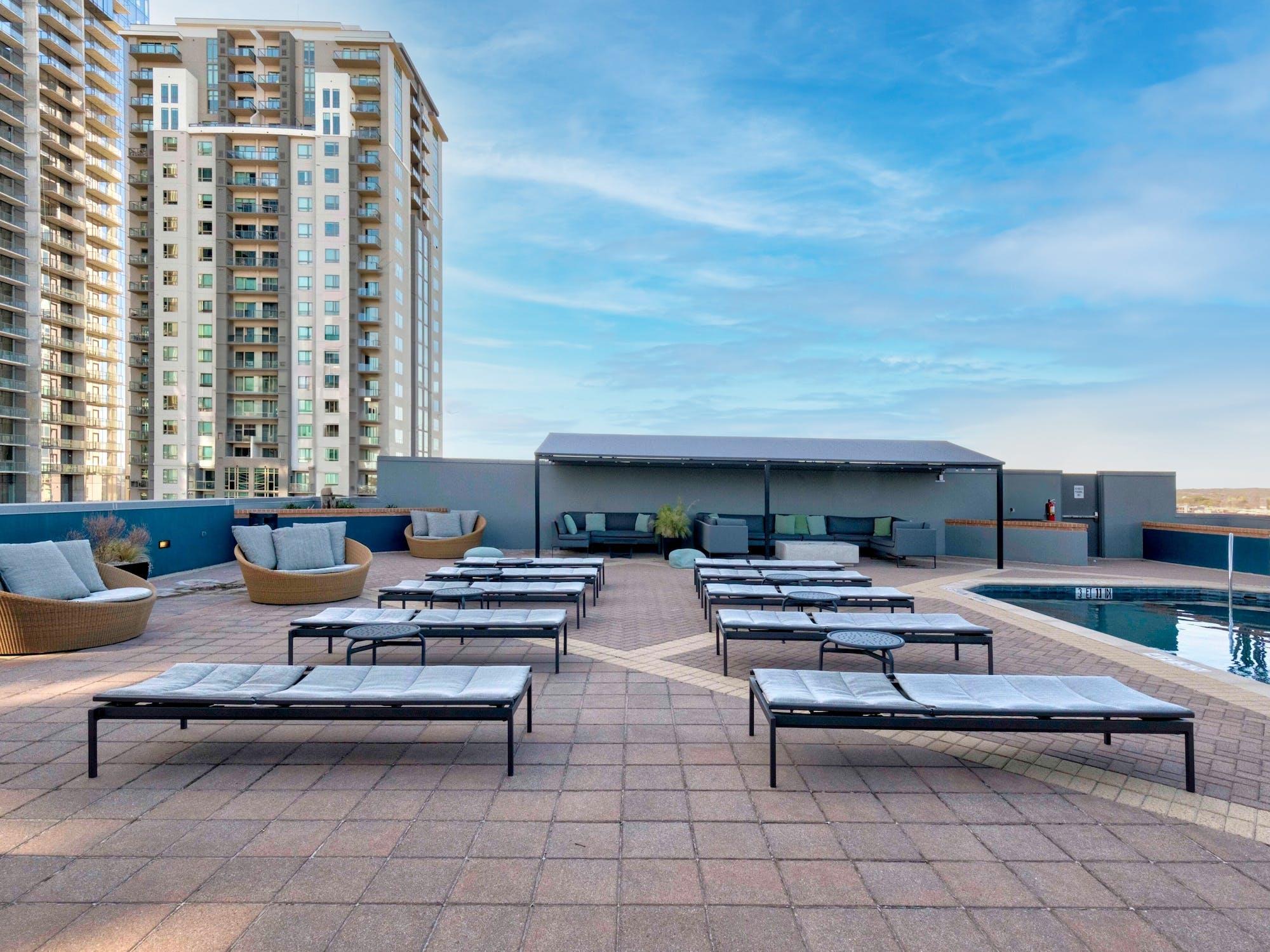 54 Rainey St # PH09, Austin, TX 78701