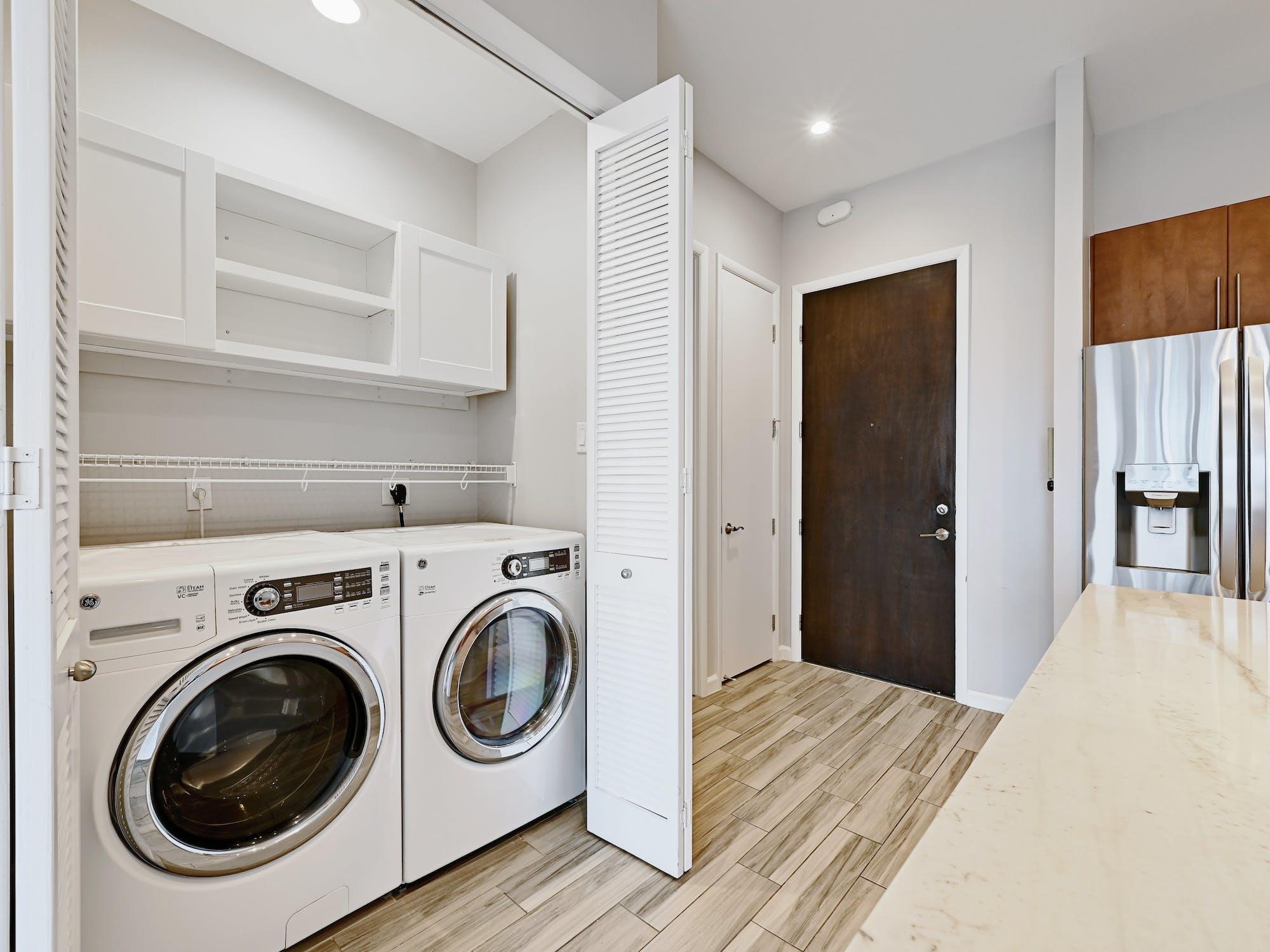 54 Rainey St # PH09, Austin, TX 78701