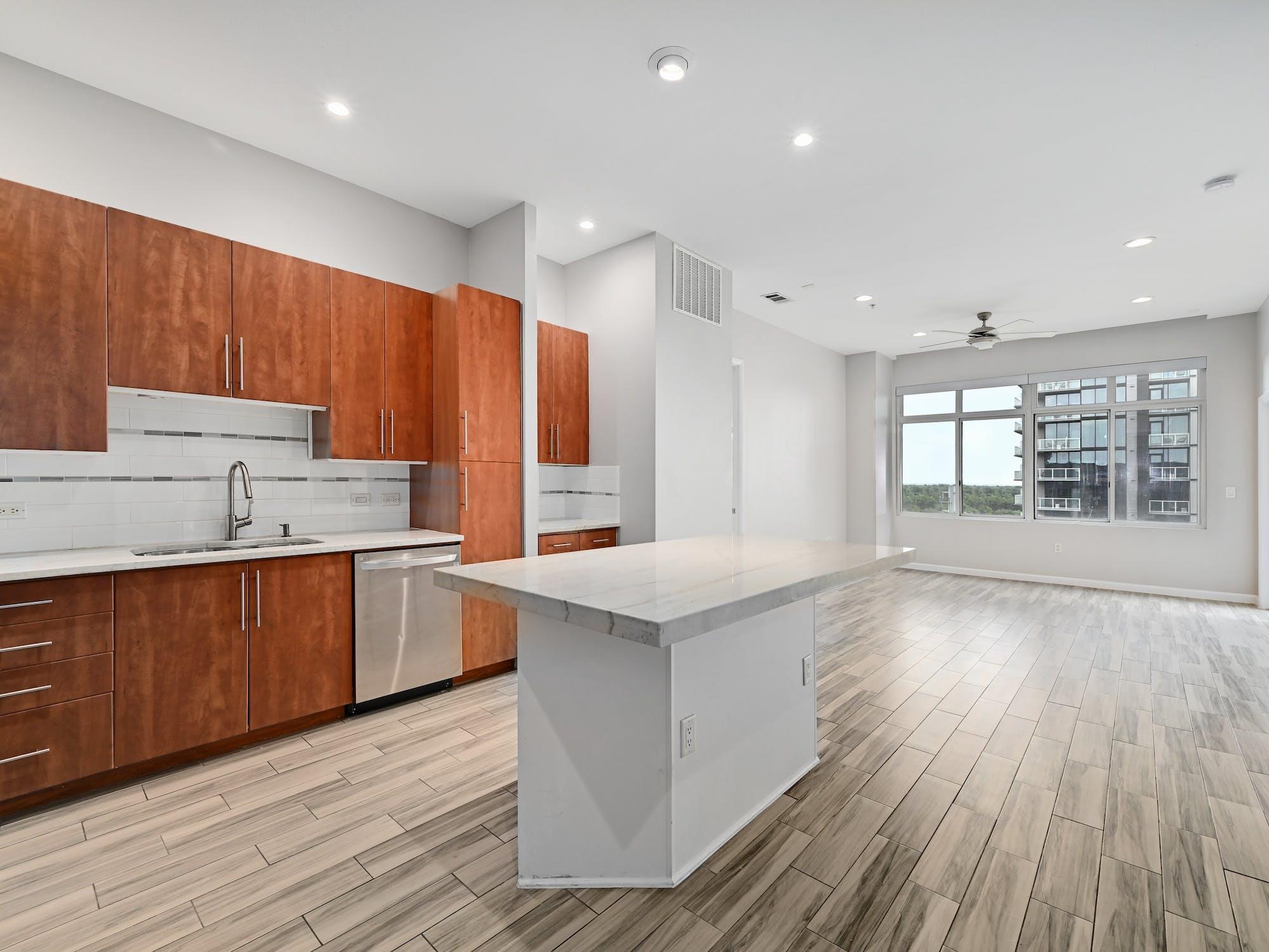 54 Rainey St # PH09, Austin, TX 78701