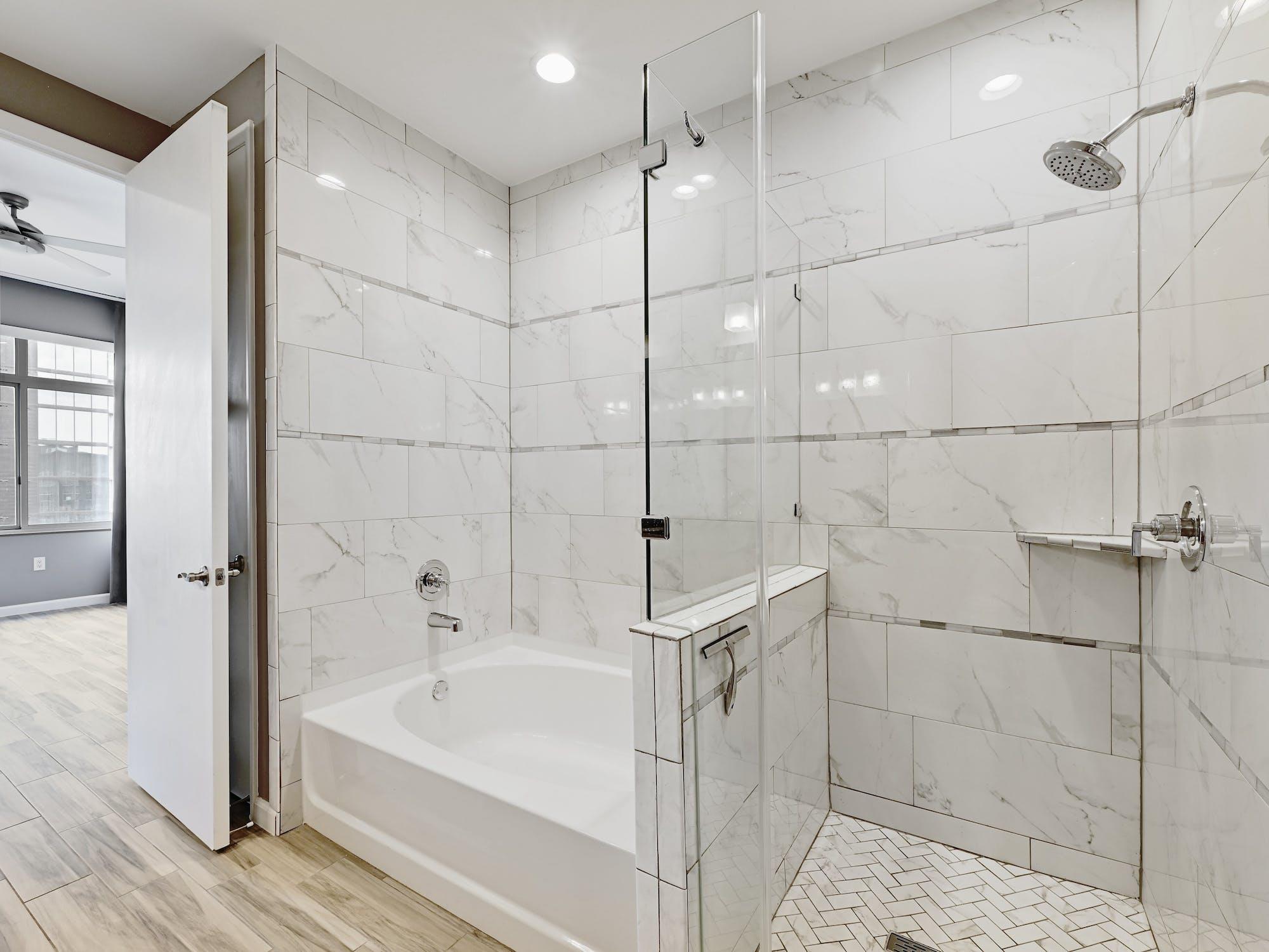 54 Rainey St # PH09, Austin, TX 78701