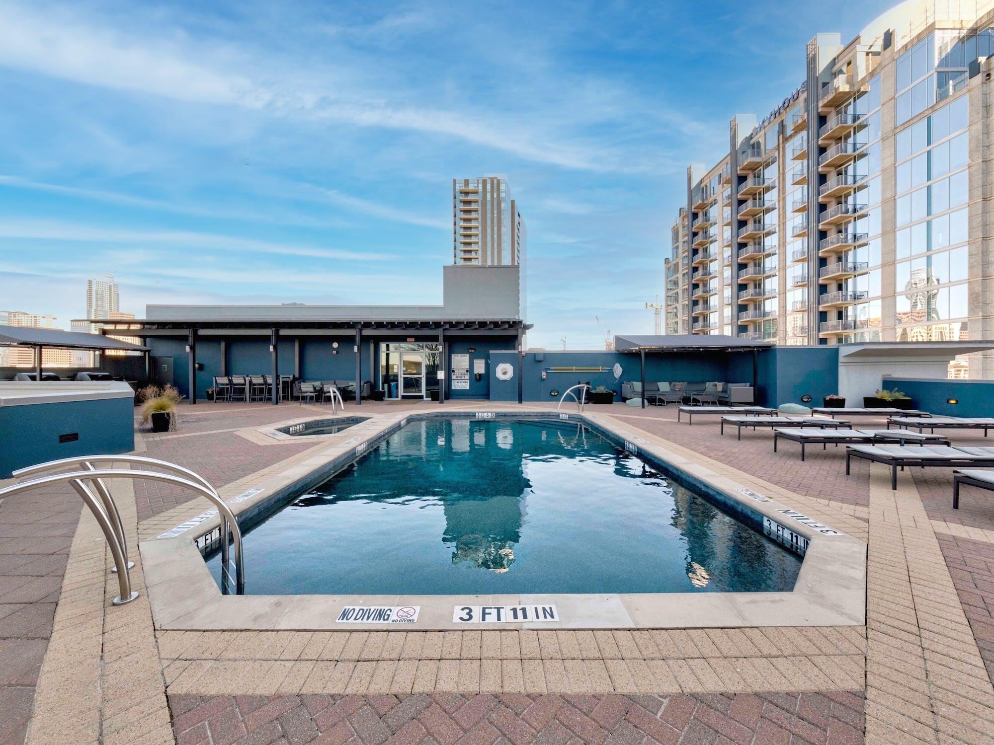 54 Rainey St # PH09, Austin, TX 78701