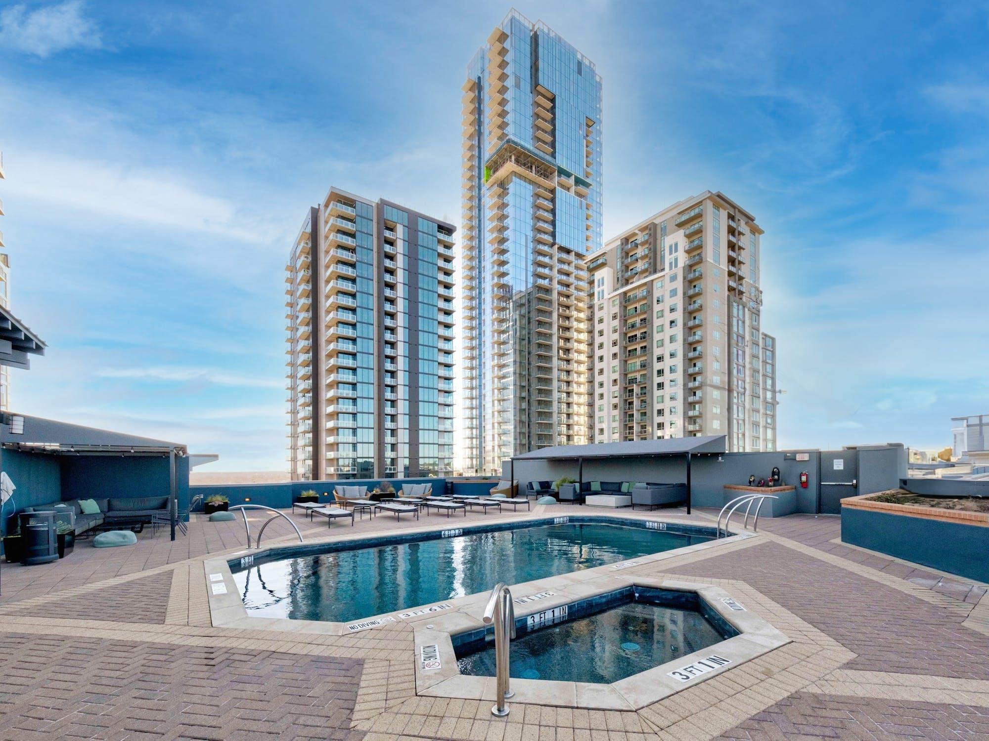 54 Rainey St # PH09, Austin, TX 78701