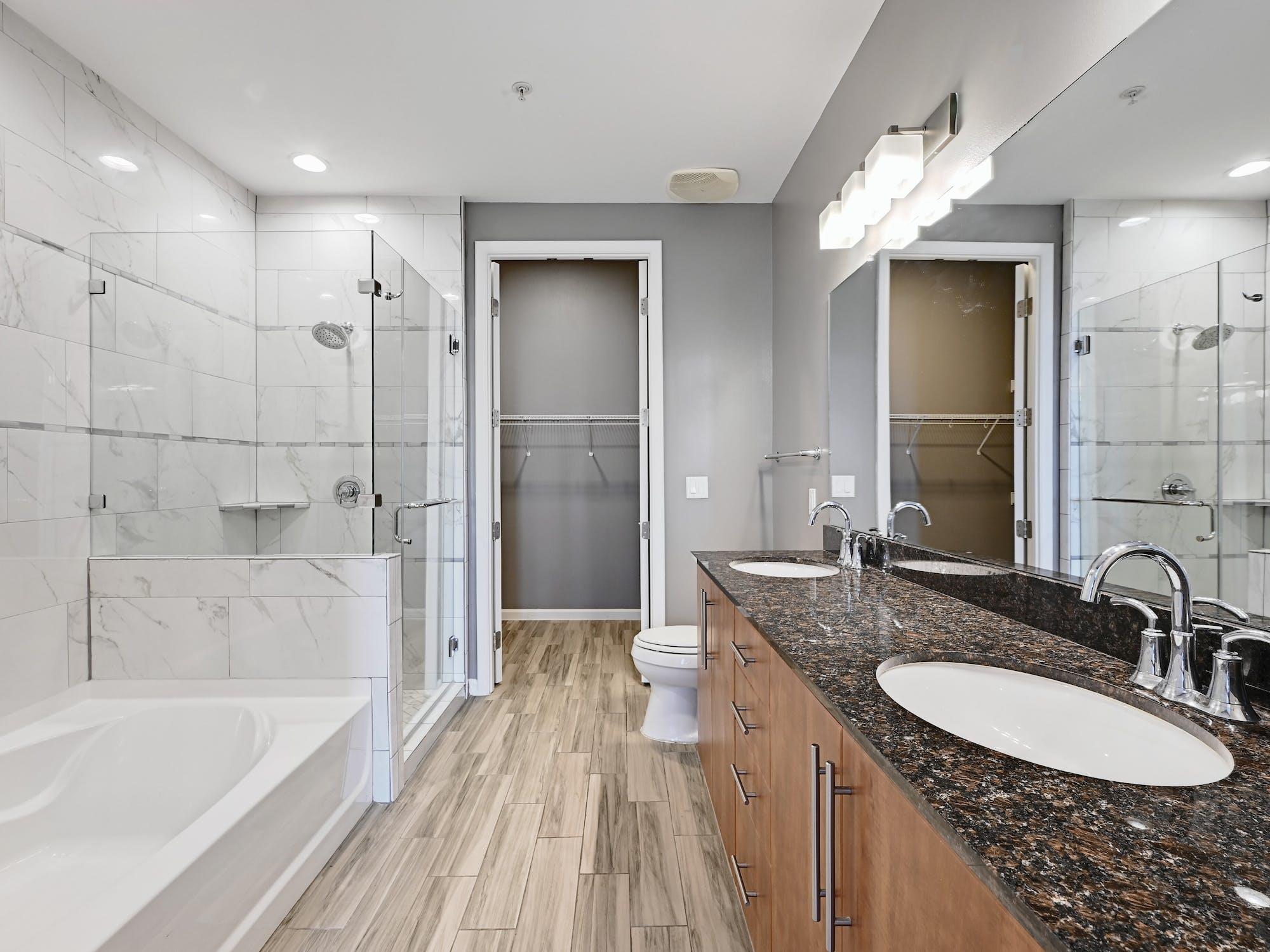 54 Rainey St # PH09, Austin, TX 78701