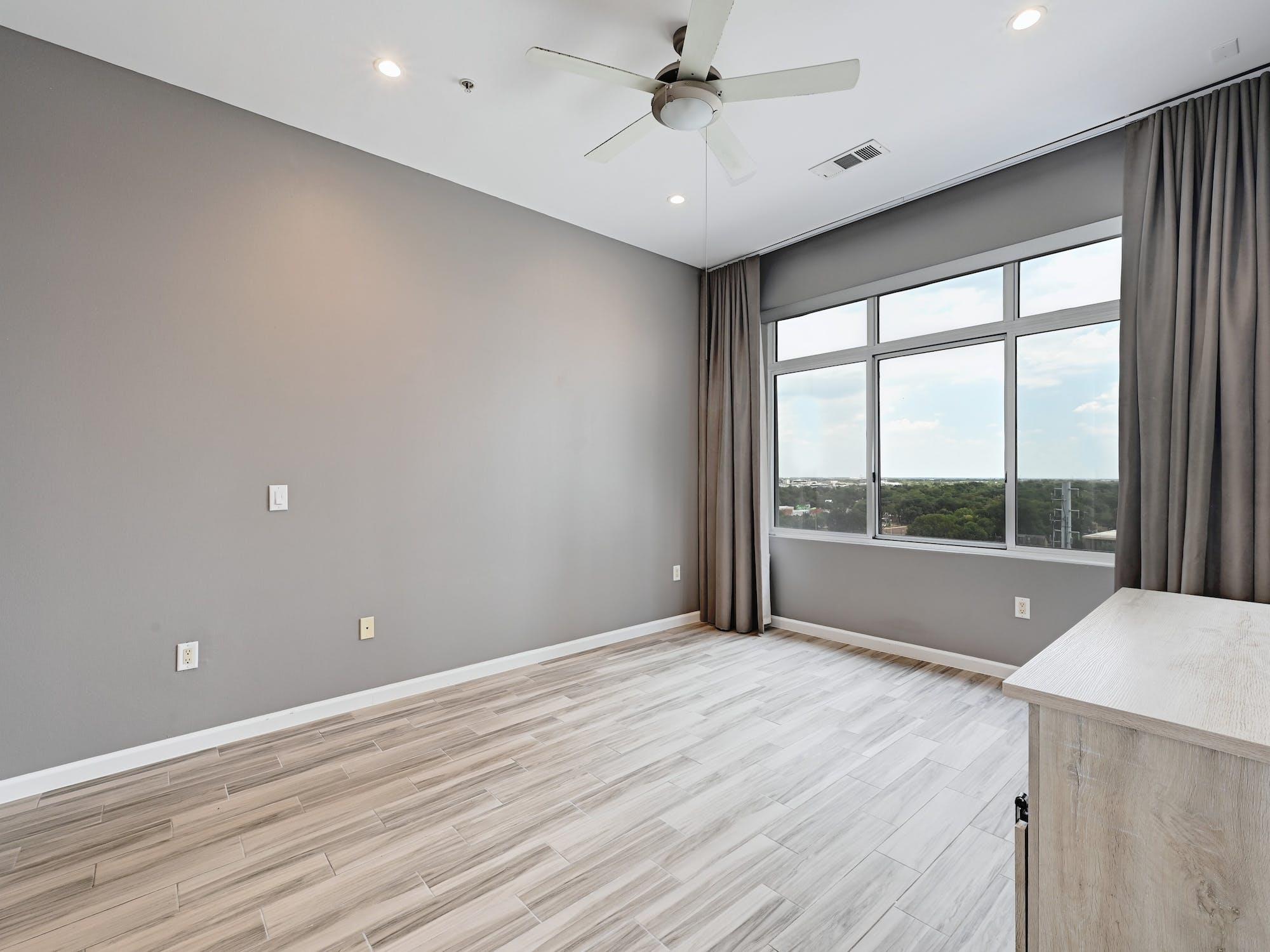 54 Rainey St # PH09, Austin, TX 78701